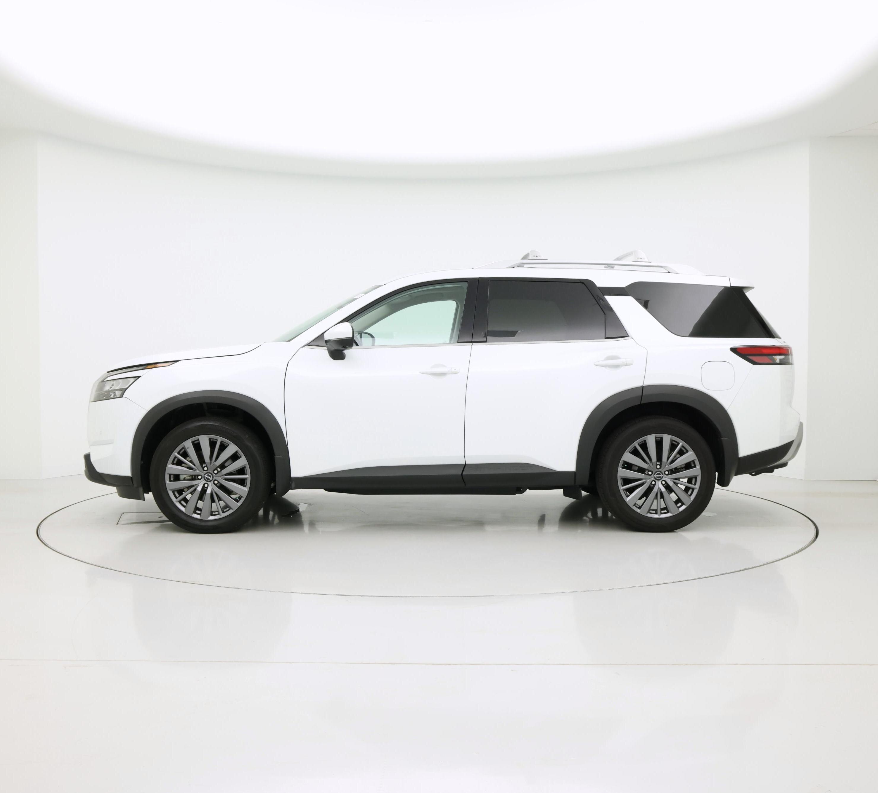 Thumbnail: 2025 Nissan Pathfinder - 3