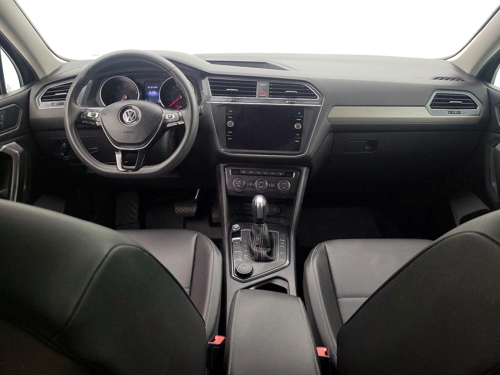 Thumbnail: 2021 Volkswagen Tiguan - 9