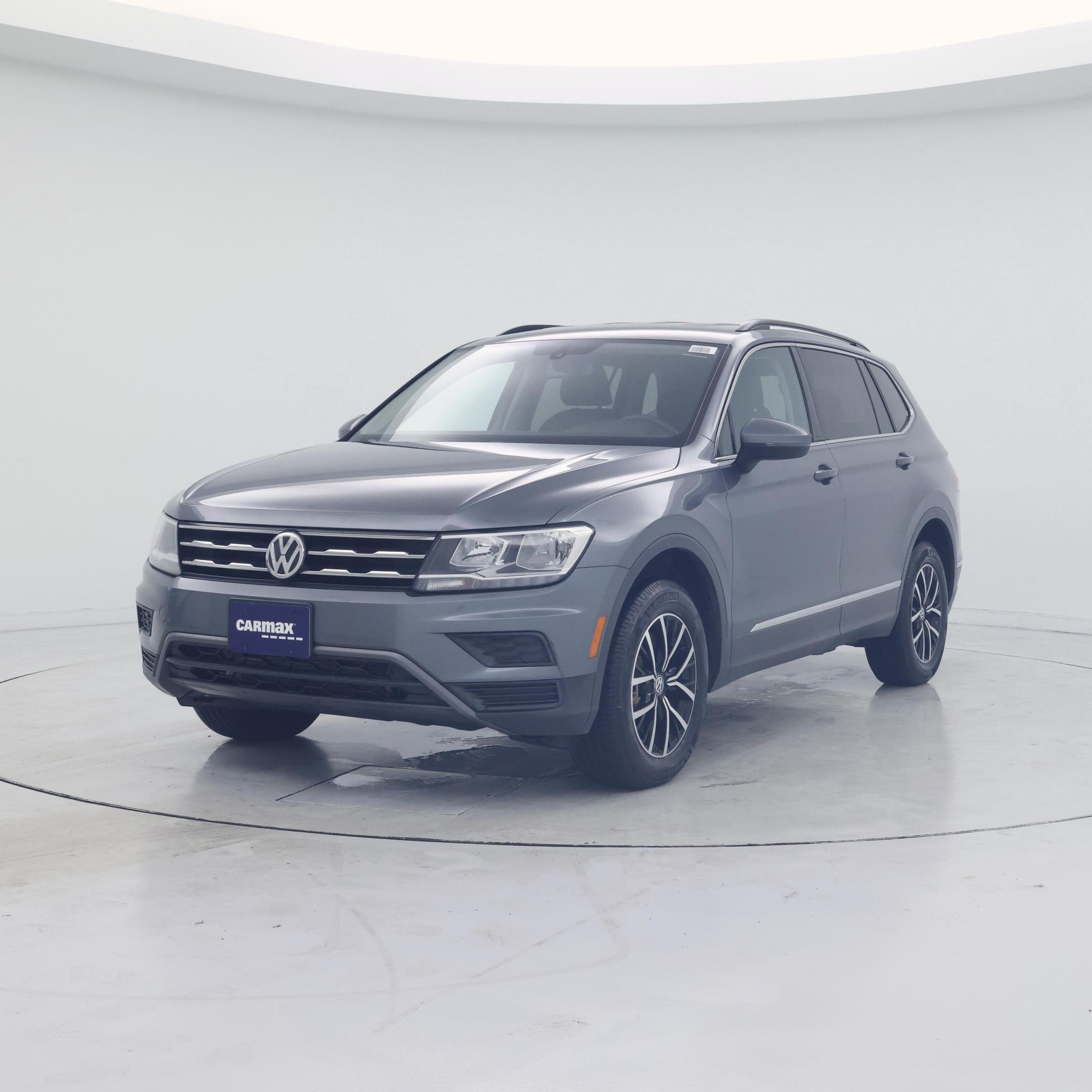 Thumbnail: 2021 Volkswagen Tiguan - 4