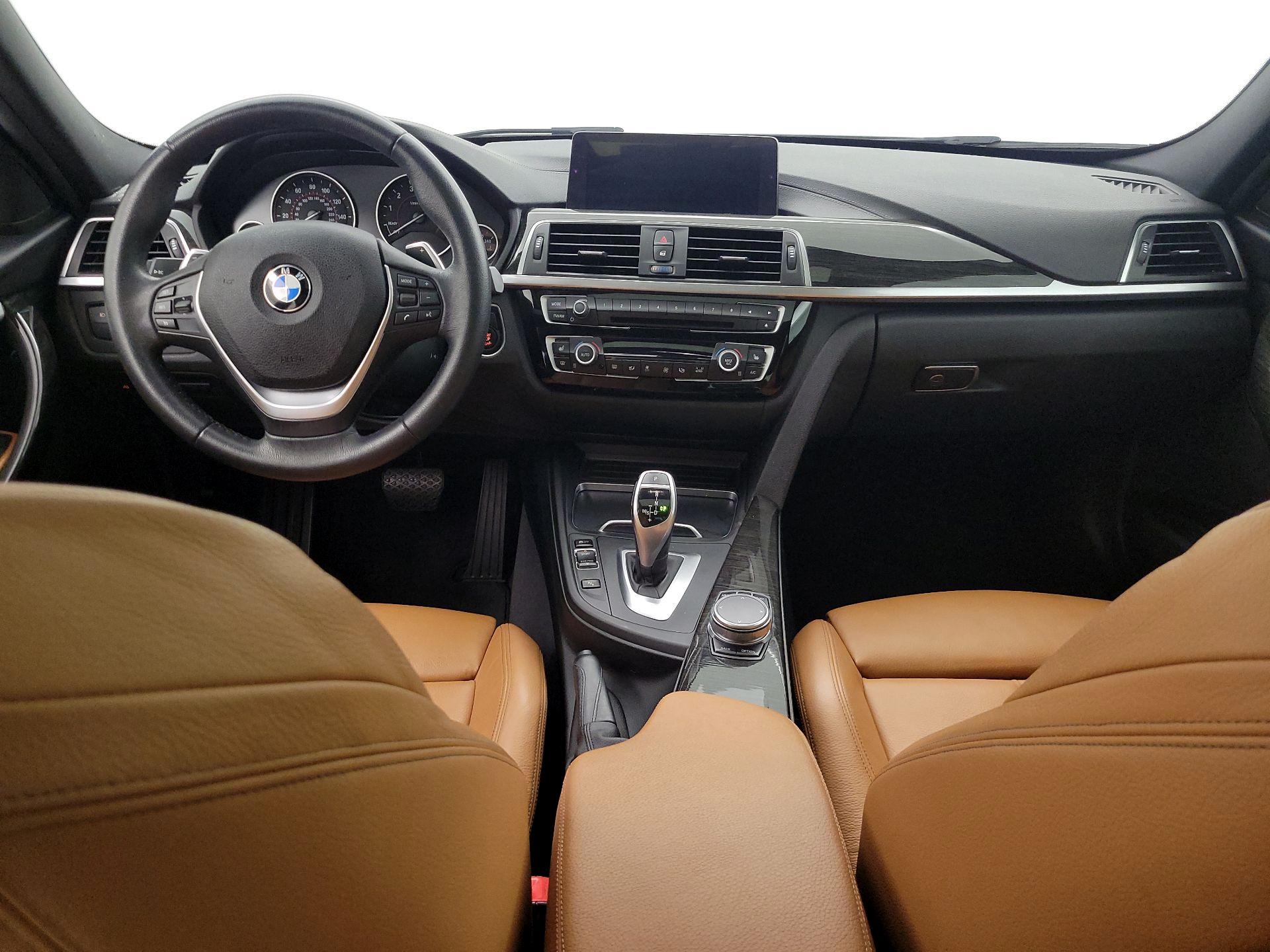 Thumbnail: 2018 BMW 3 Series - 9