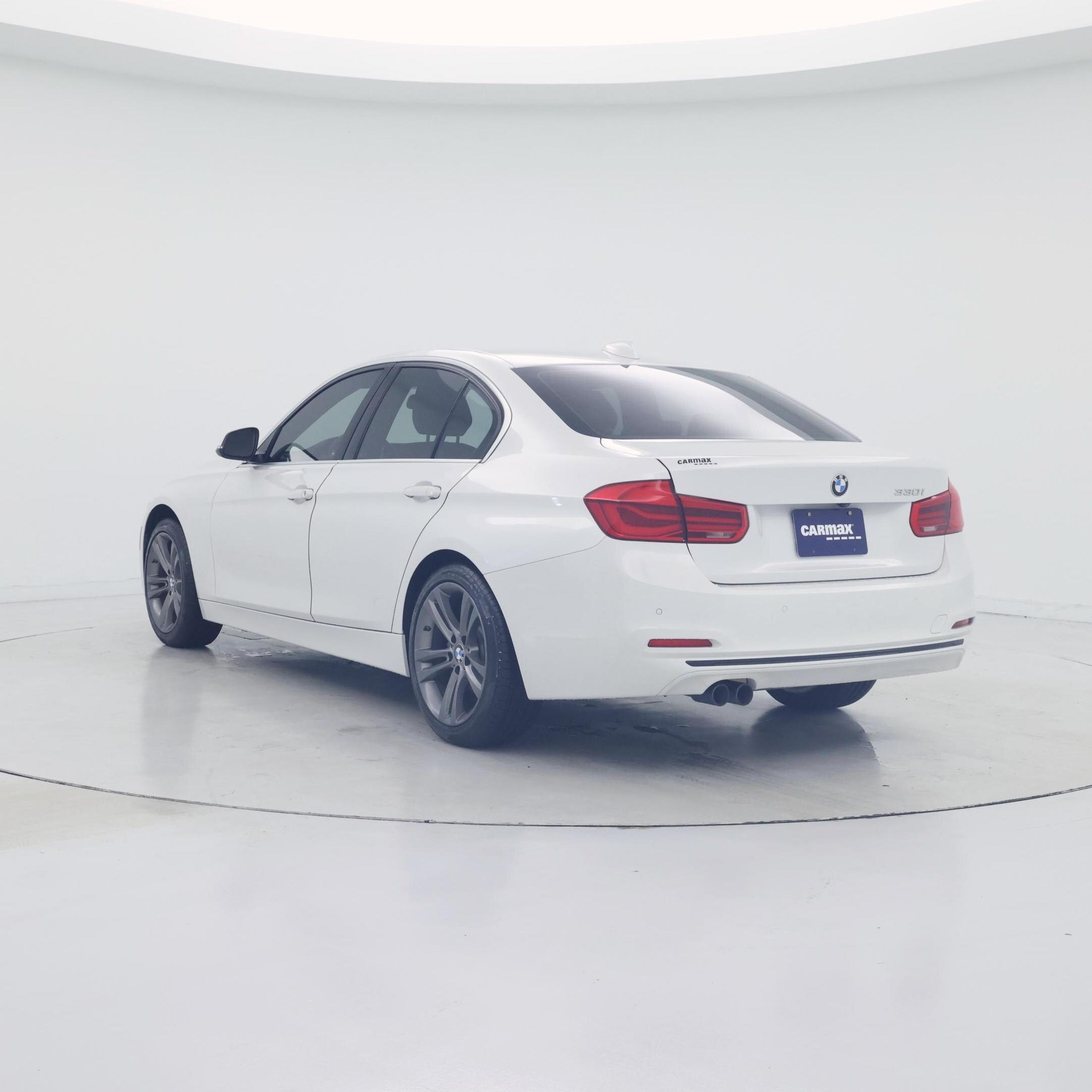 Thumbnail: 2018 BMW 3 Series - 2