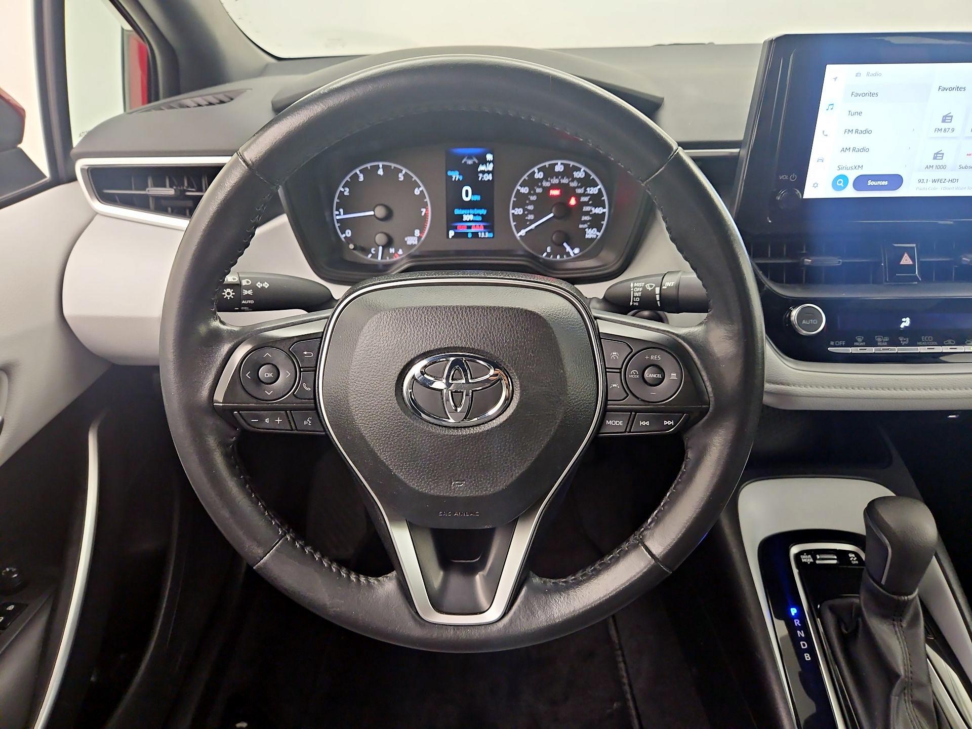 Thumbnail: 2023 Toyota Corolla - 10