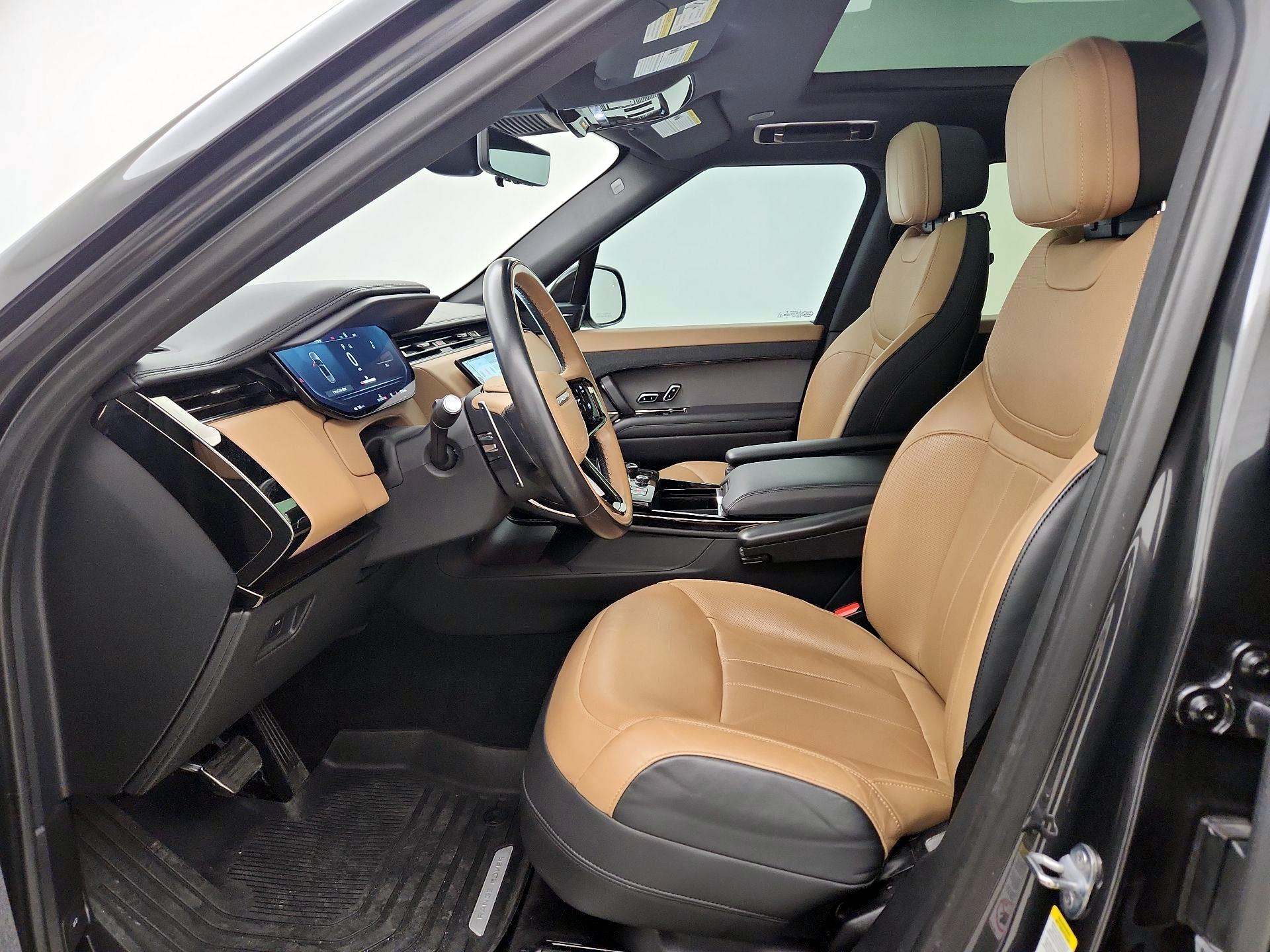 Thumbnail: 2023 Land Rover Range Rover Sport - 11