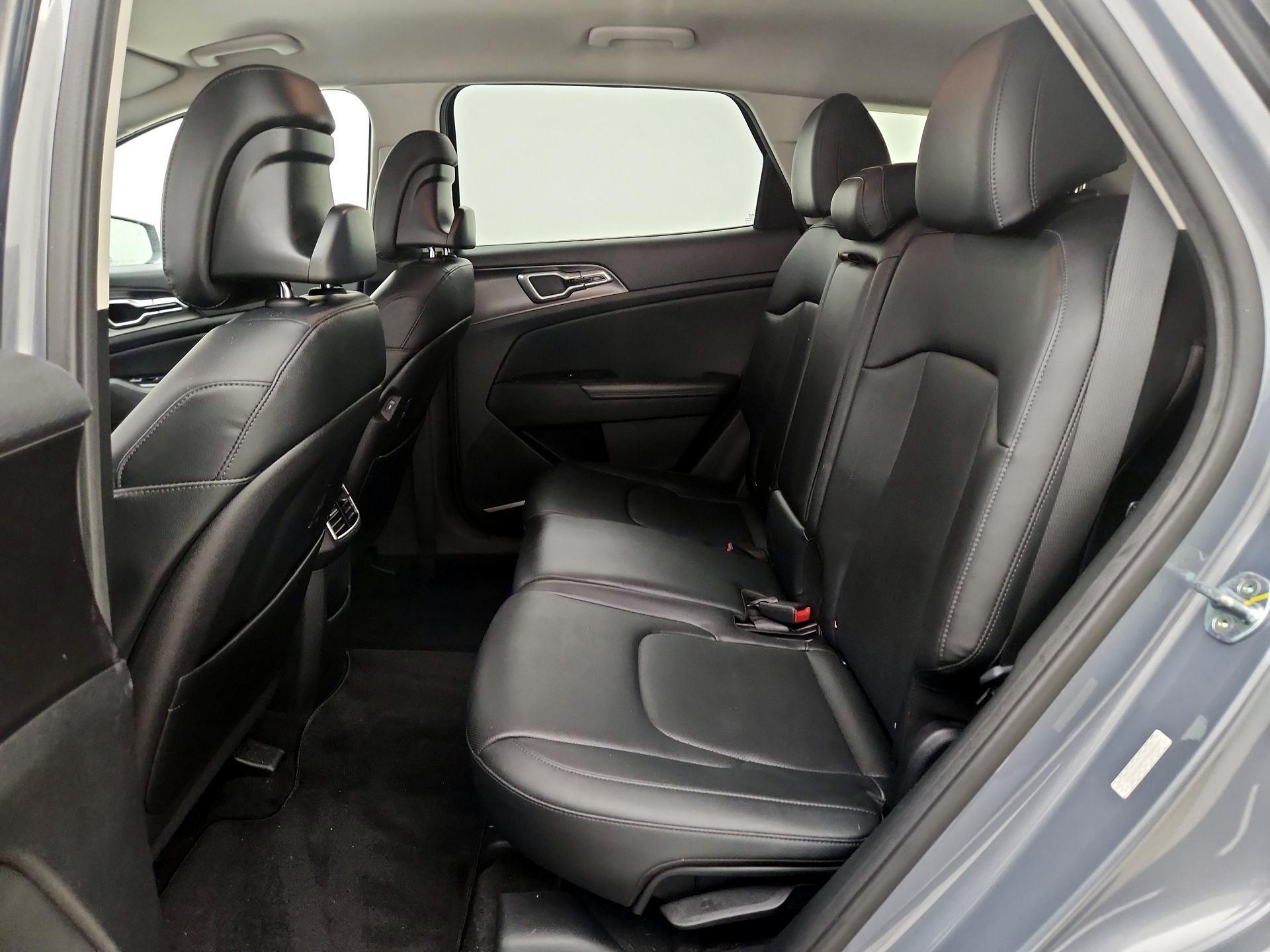 Thumbnail: 2023 Kia Sportage - 19