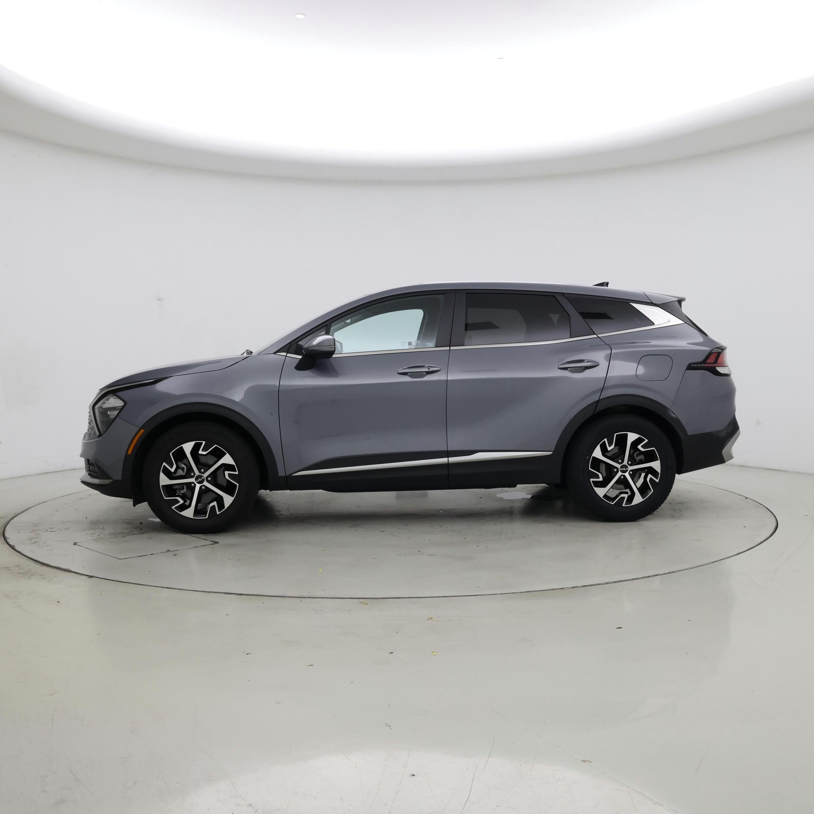 Thumbnail: 2023 Kia Sportage - 3