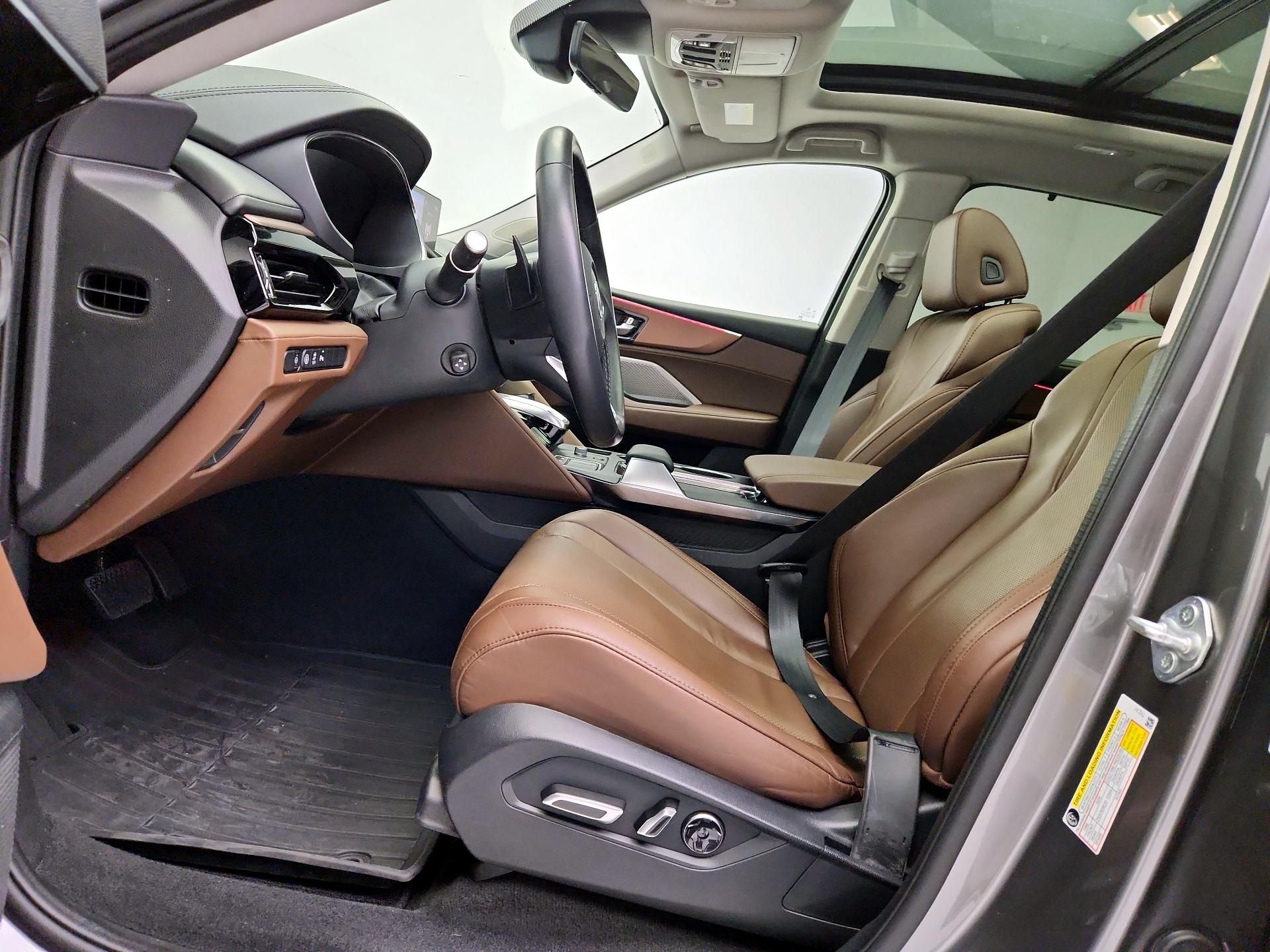 Thumbnail: 2022 Acura MDX - 11