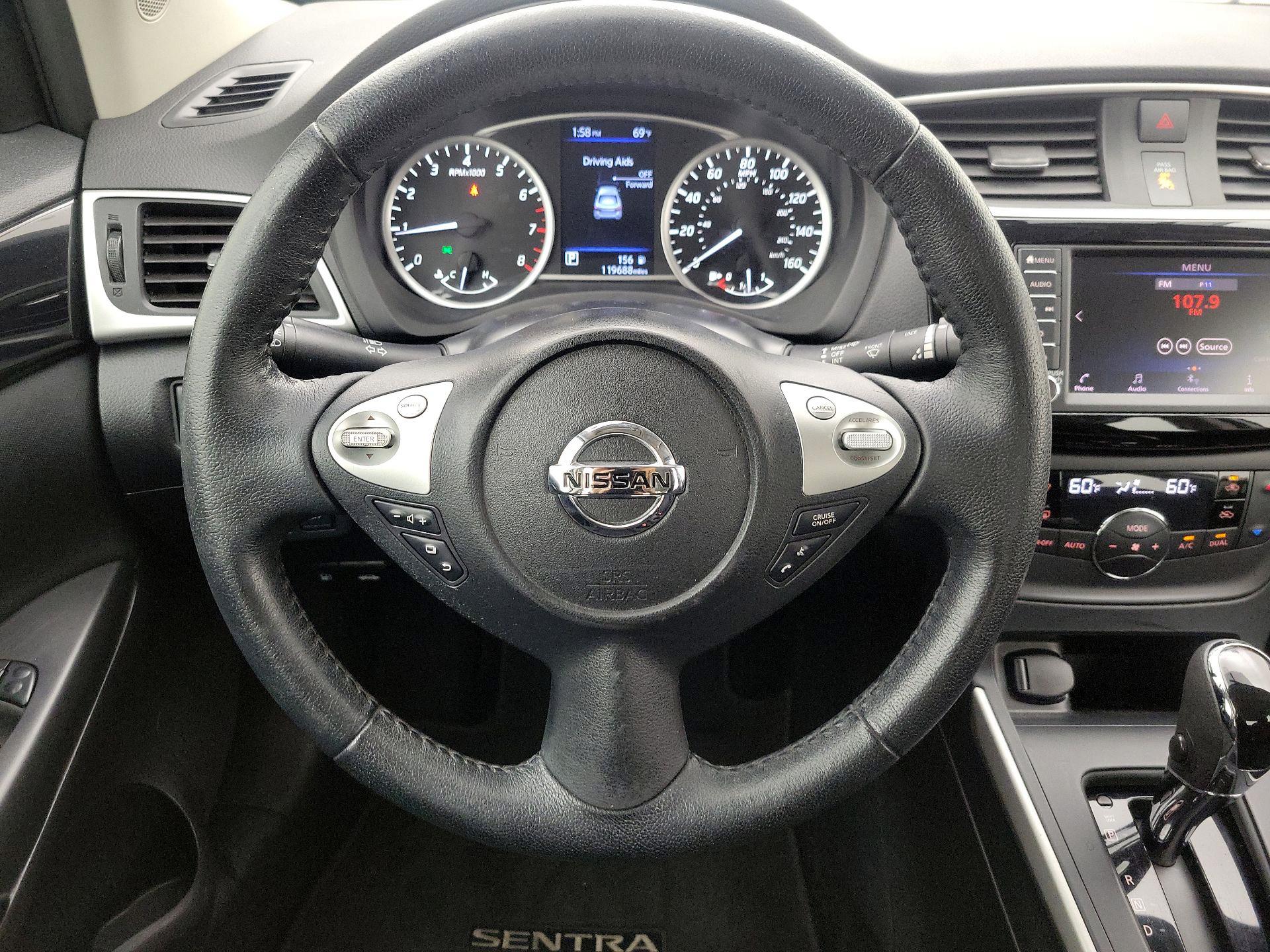 Thumbnail: 2019 Nissan Sentra - 10