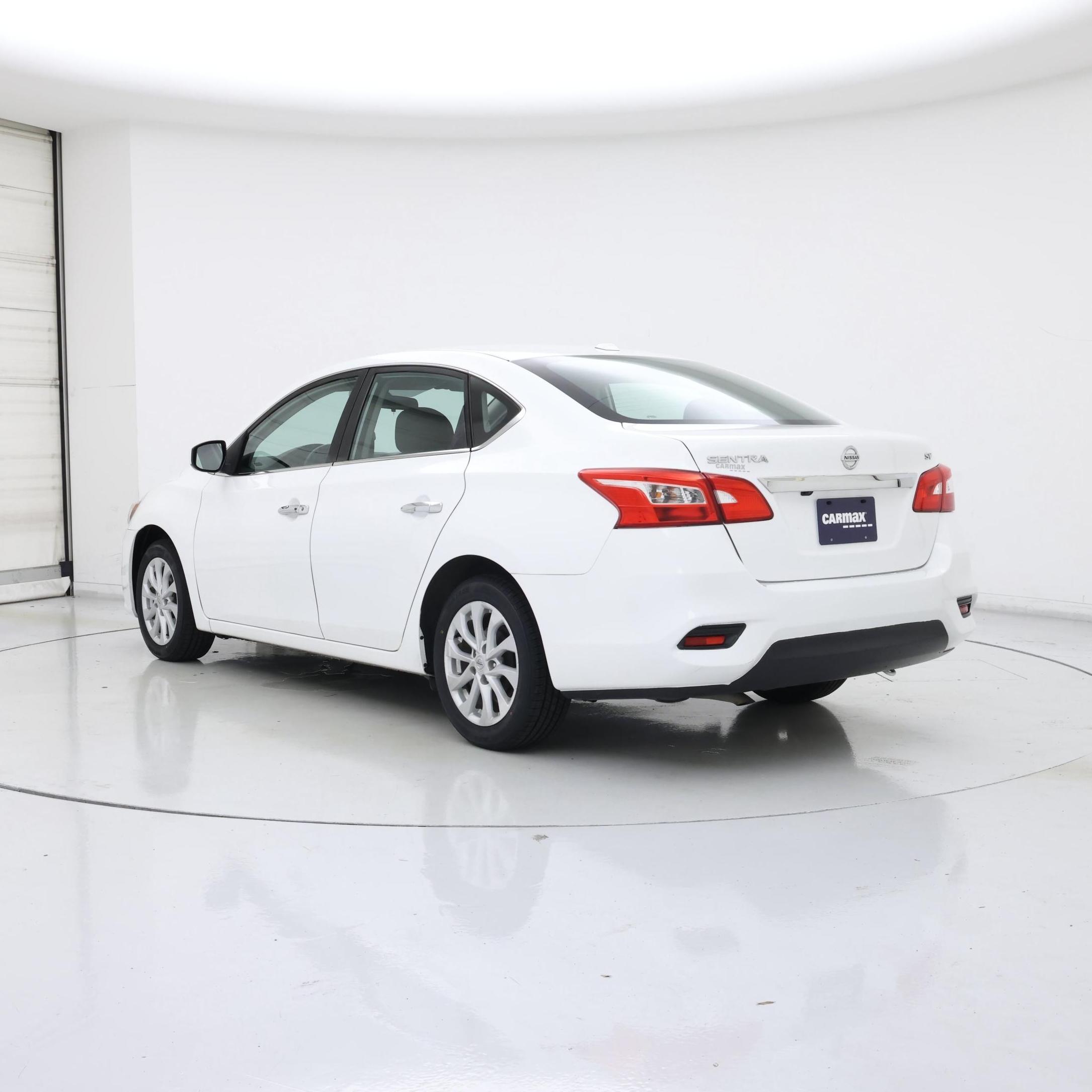 Thumbnail: 2019 Nissan Sentra - 2