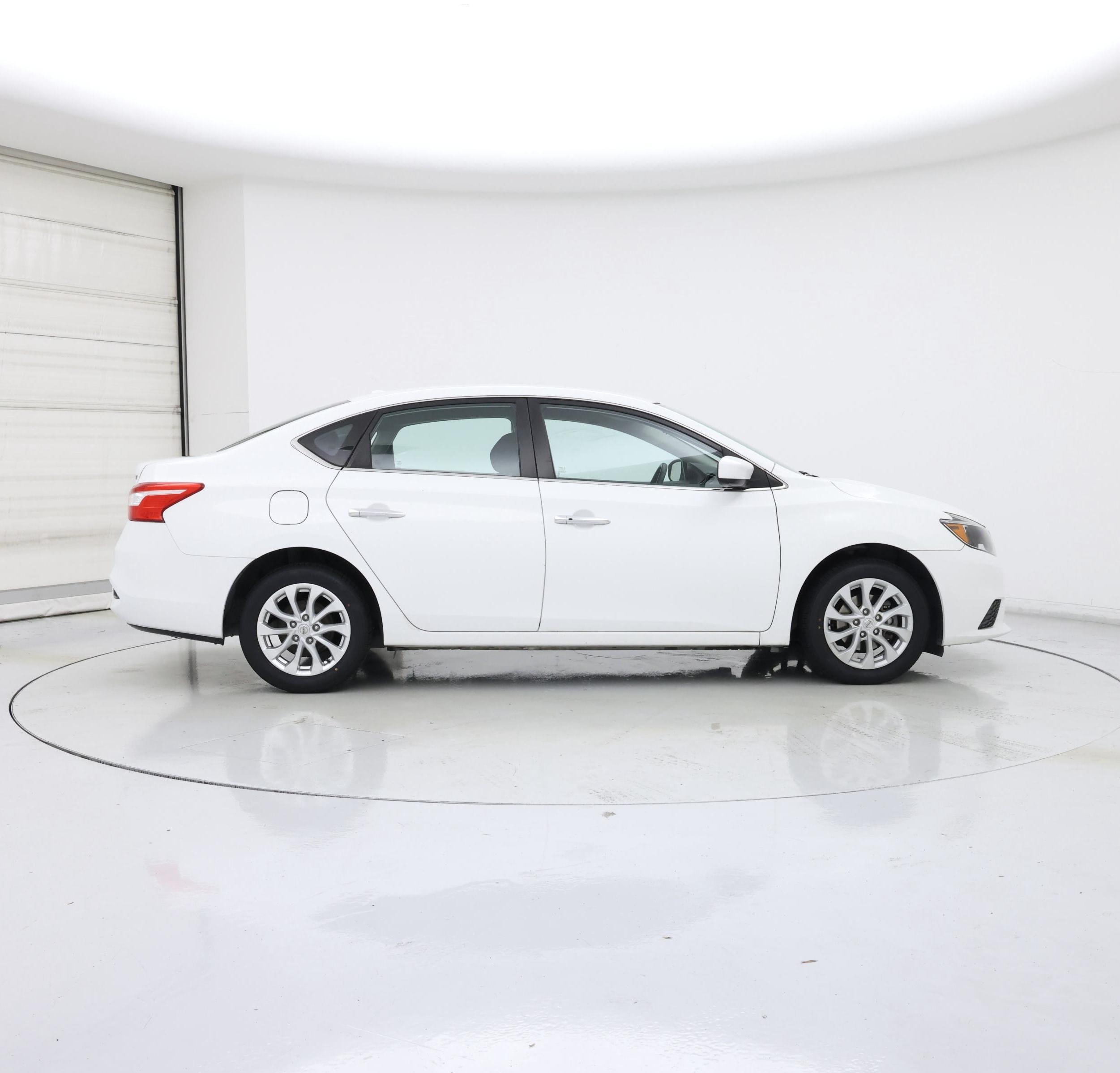 Thumbnail: 2019 Nissan Sentra - 7