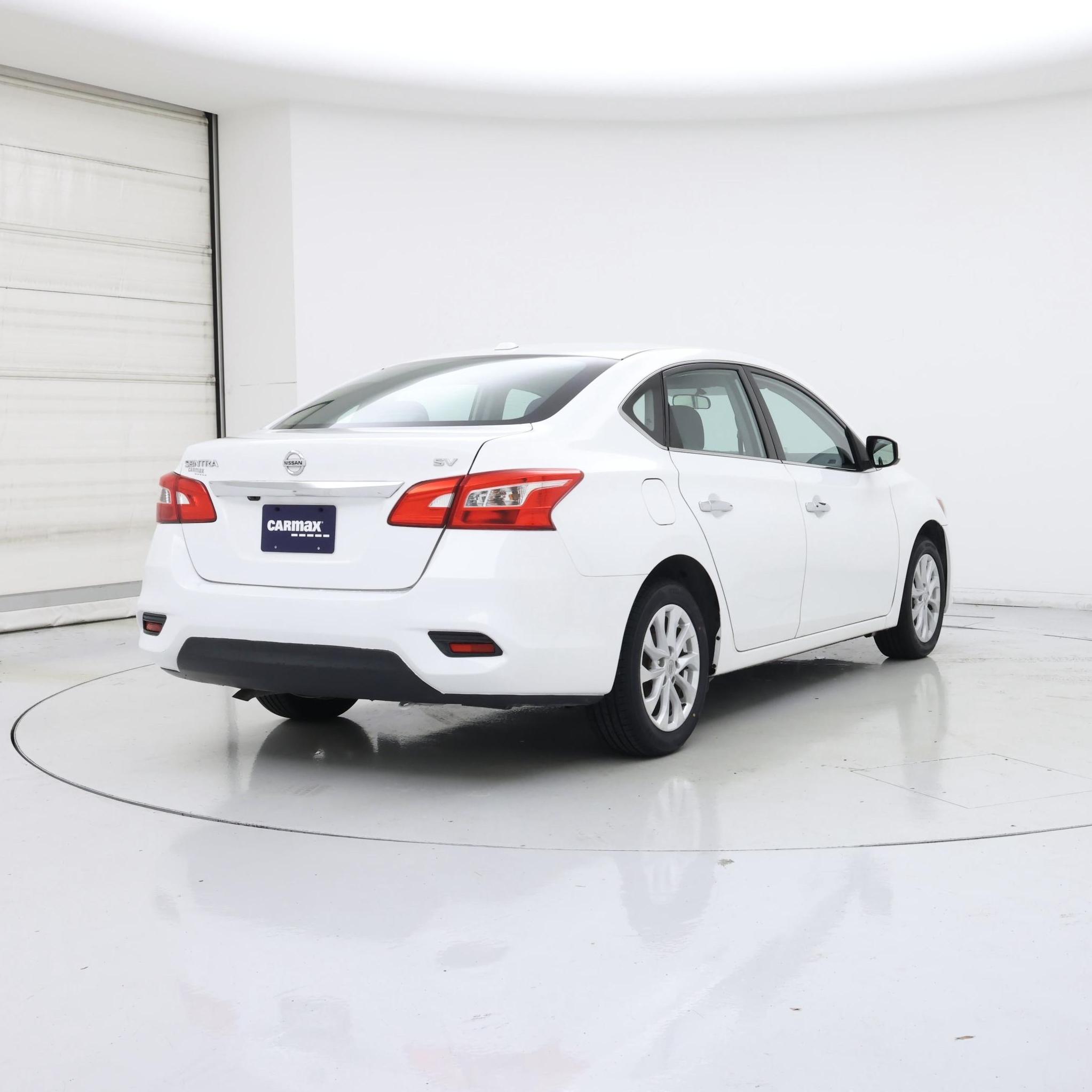 Thumbnail: 2019 Nissan Sentra - 8