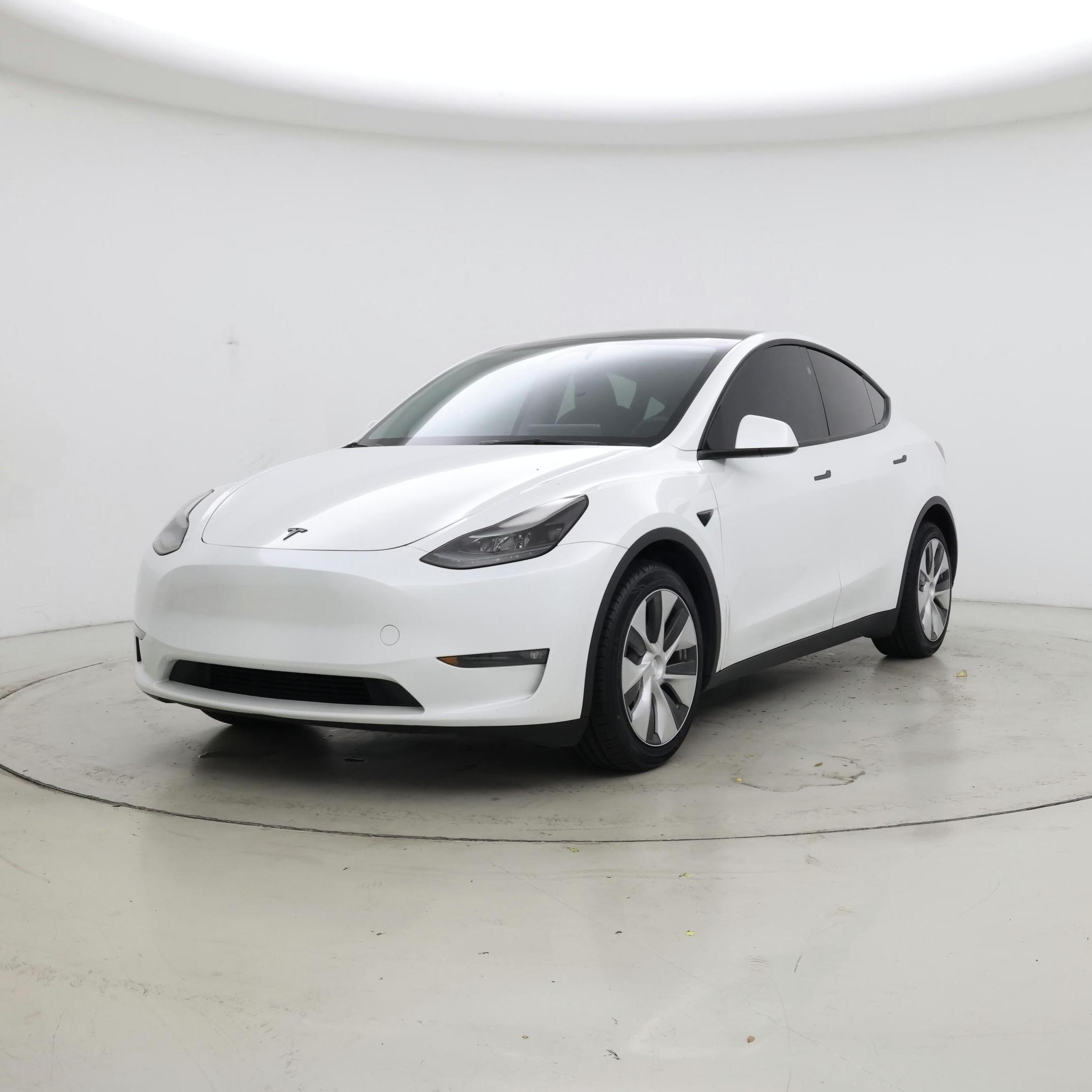 Thumbnail: 2023 Tesla Model Y - 4