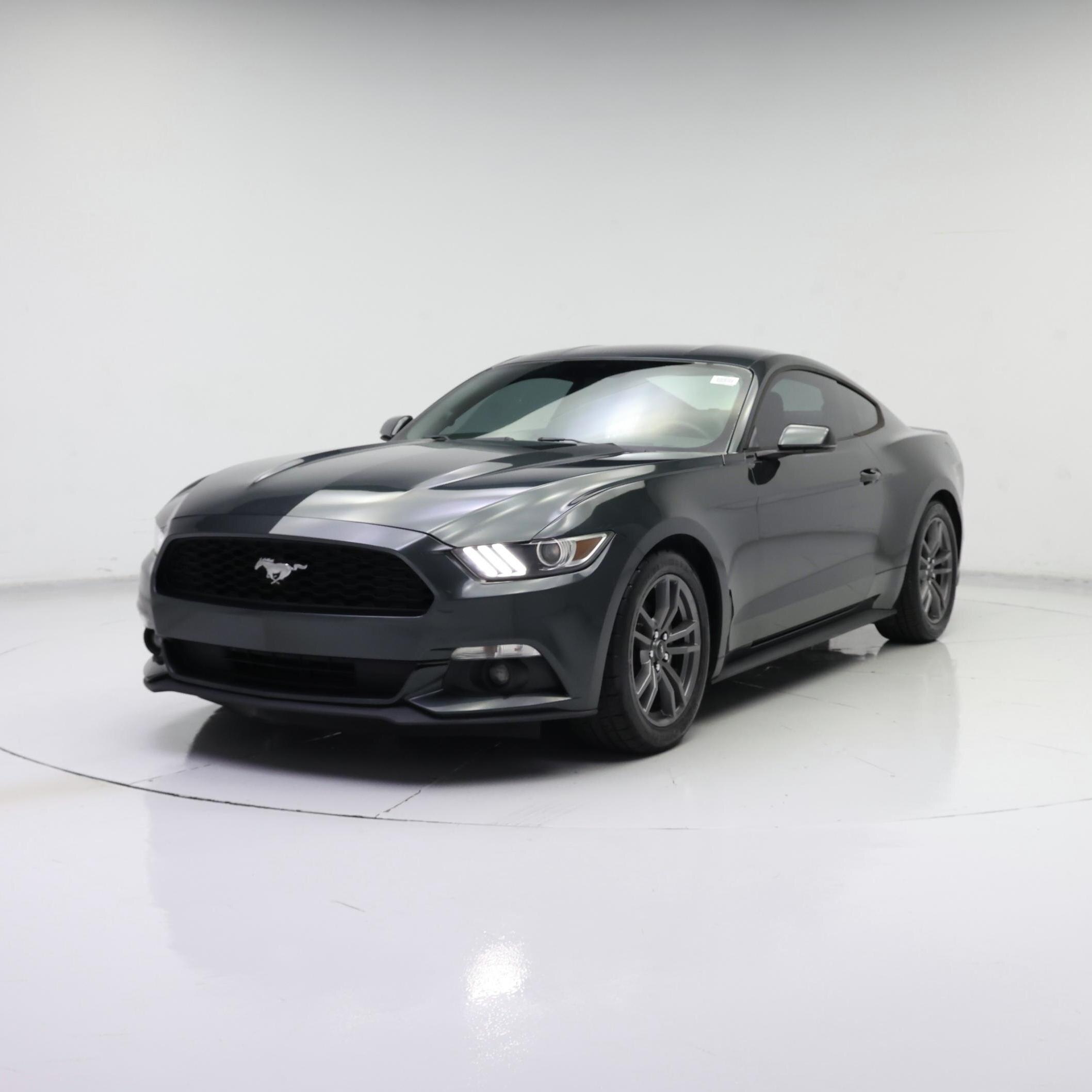 Thumbnail: 2015 Ford Mustang - 4