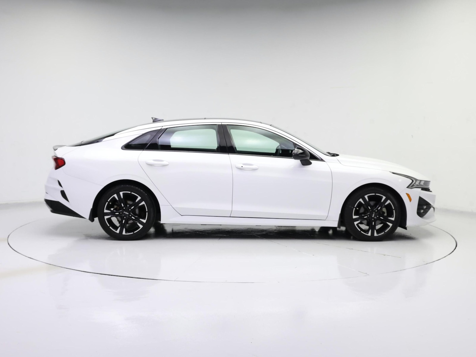 2022 Kia K5 GT-Line - Photo 8