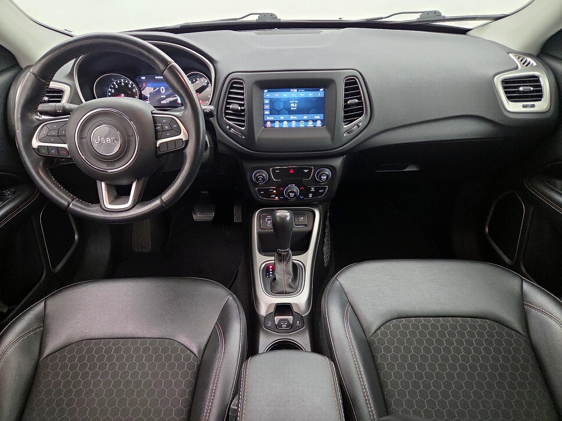 Thumbnail: 2020 Jeep Compass - 9