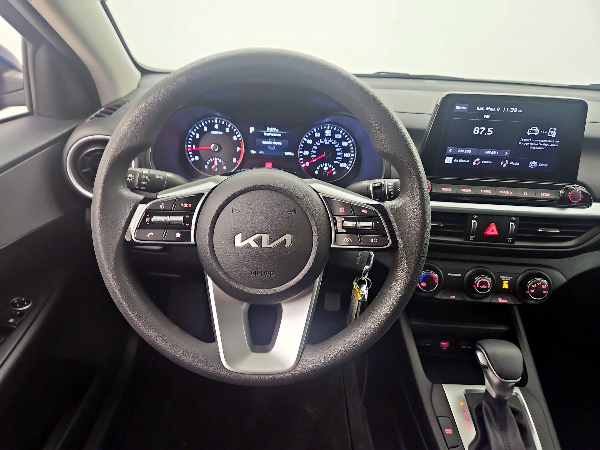Thumbnail: 2023 Kia Forte - 10