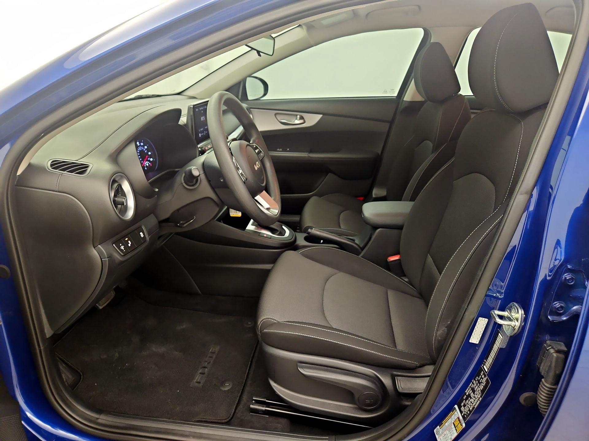 Thumbnail: 2023 Kia Forte - 11