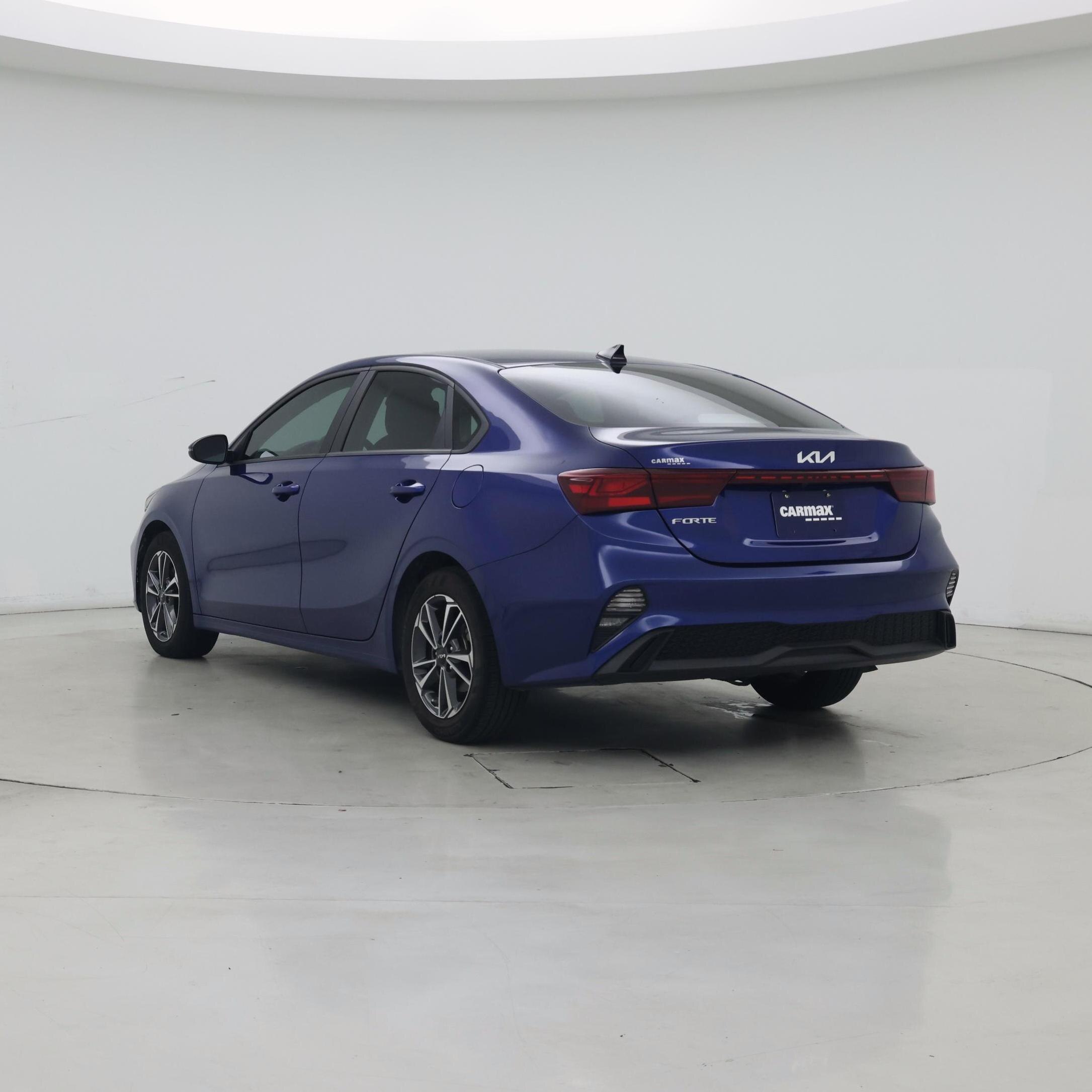 Thumbnail: 2023 Kia Forte - 2