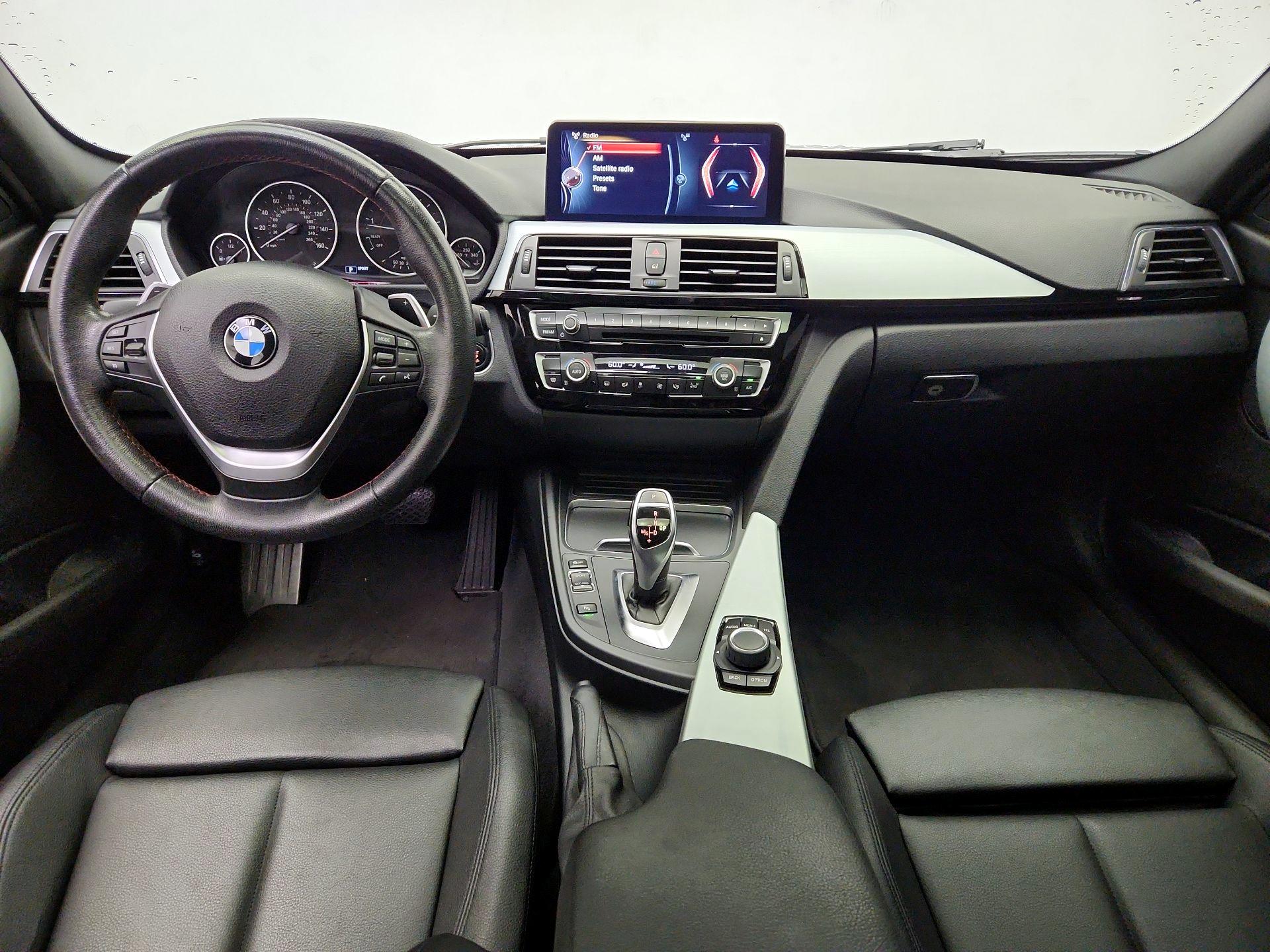 Thumbnail: 2017 BMW 3 Series - 9
