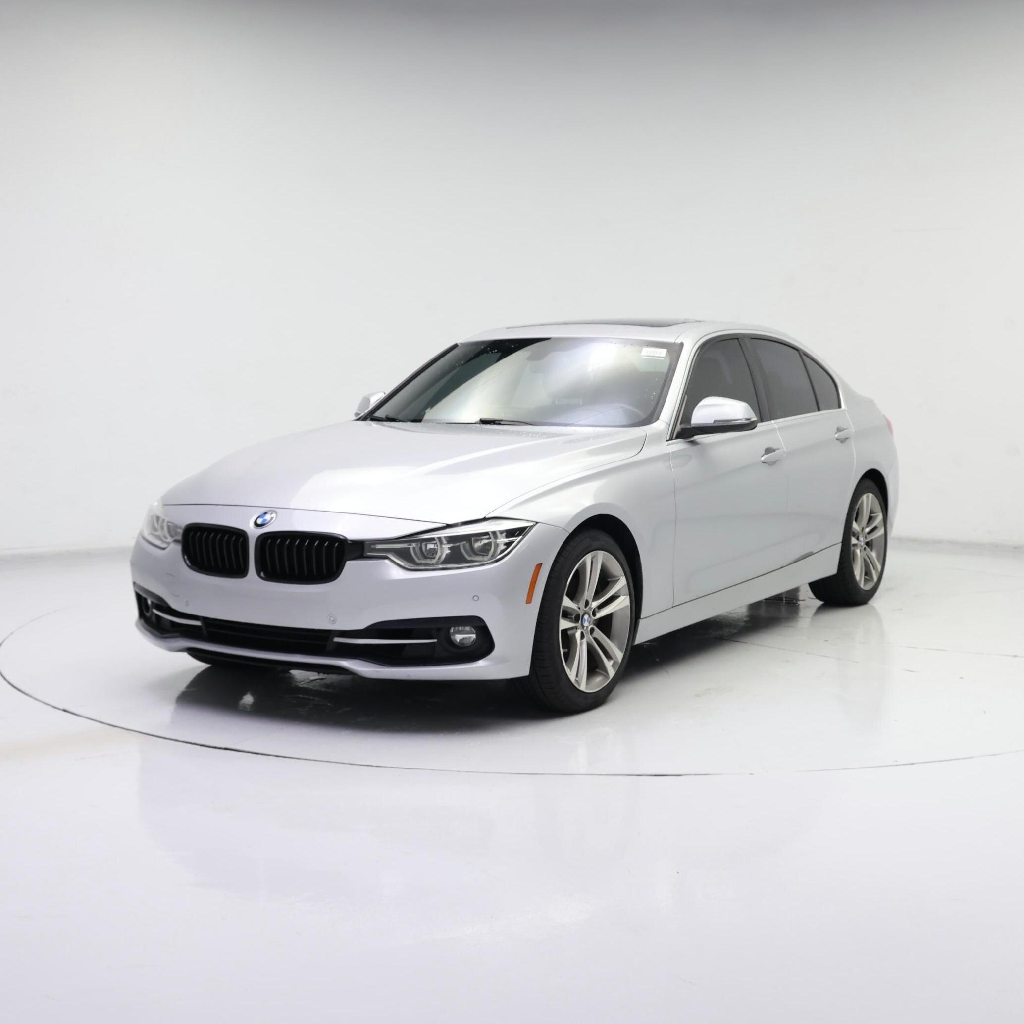 Thumbnail: 2017 BMW 3 Series - 4