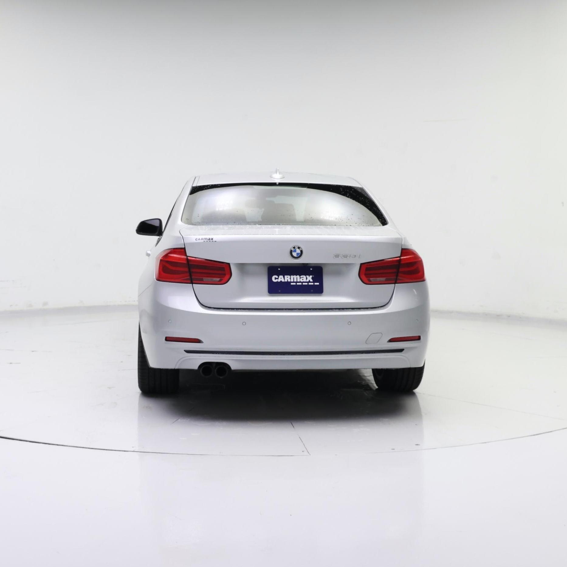 Thumbnail: 2017 BMW 3 Series - 6