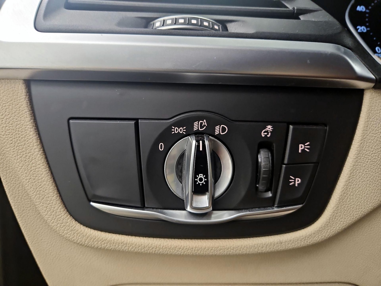 2022 BMW X3 30i - Photo 12