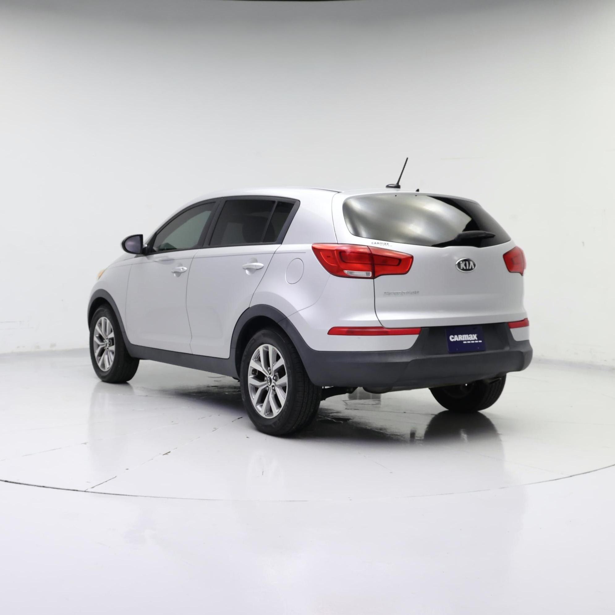 Thumbnail: 2016 Kia Sportage - 2