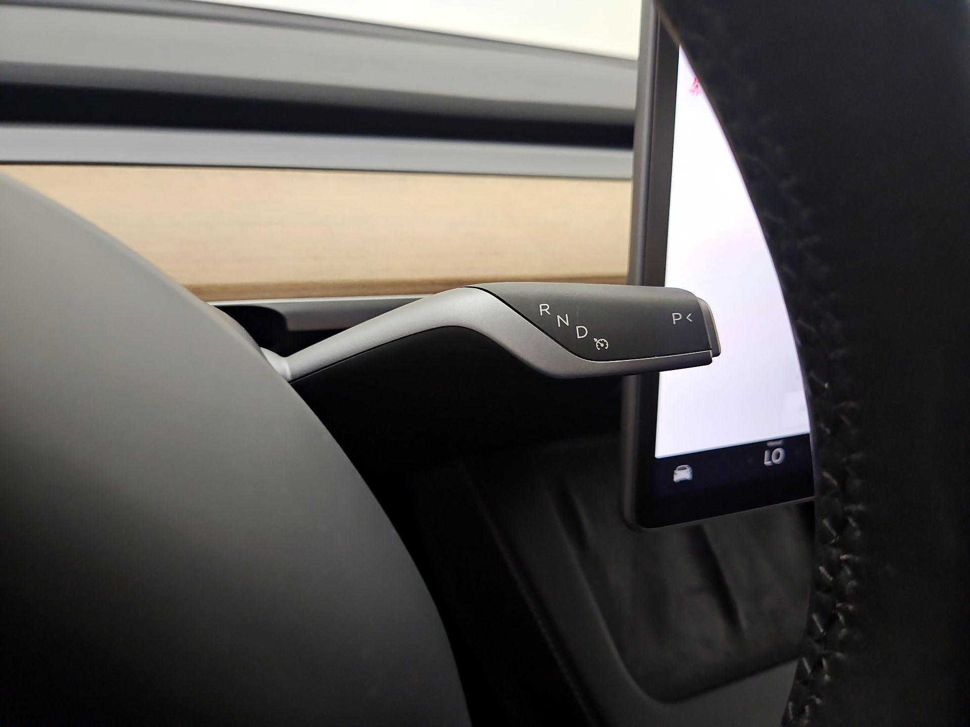 Thumbnail: 2025 Tesla Model Y - 18