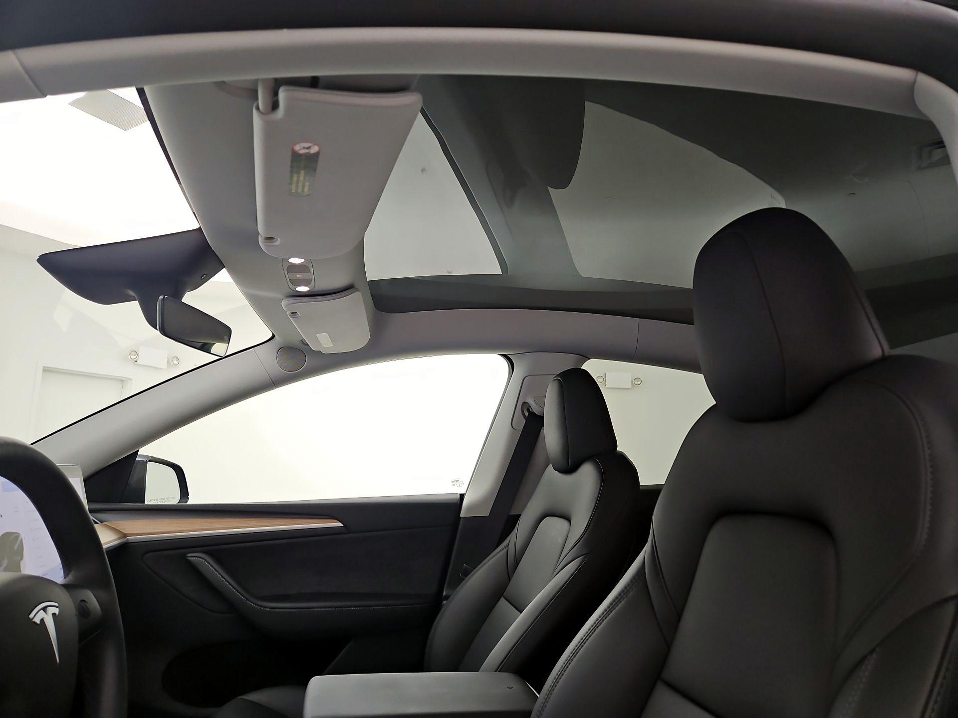 Thumbnail: 2025 Tesla Model Y - 20
