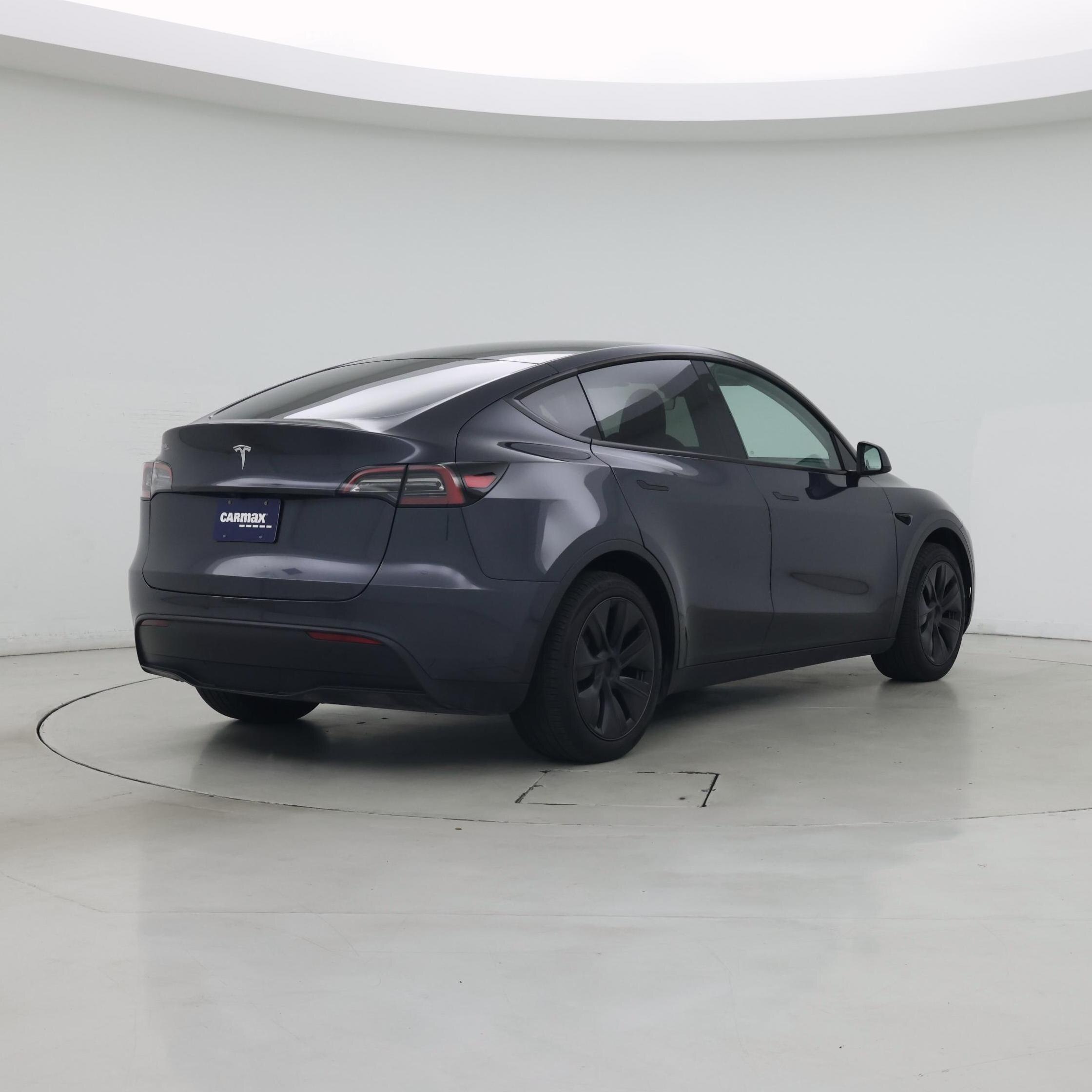 Thumbnail: 2025 Tesla Model Y - 8