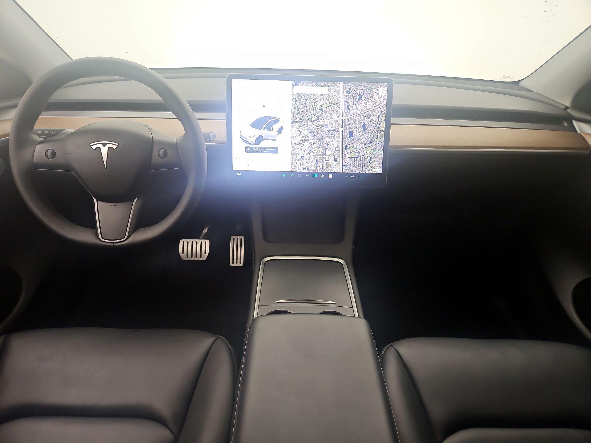 Thumbnail: 2023 Tesla Model Y - 9