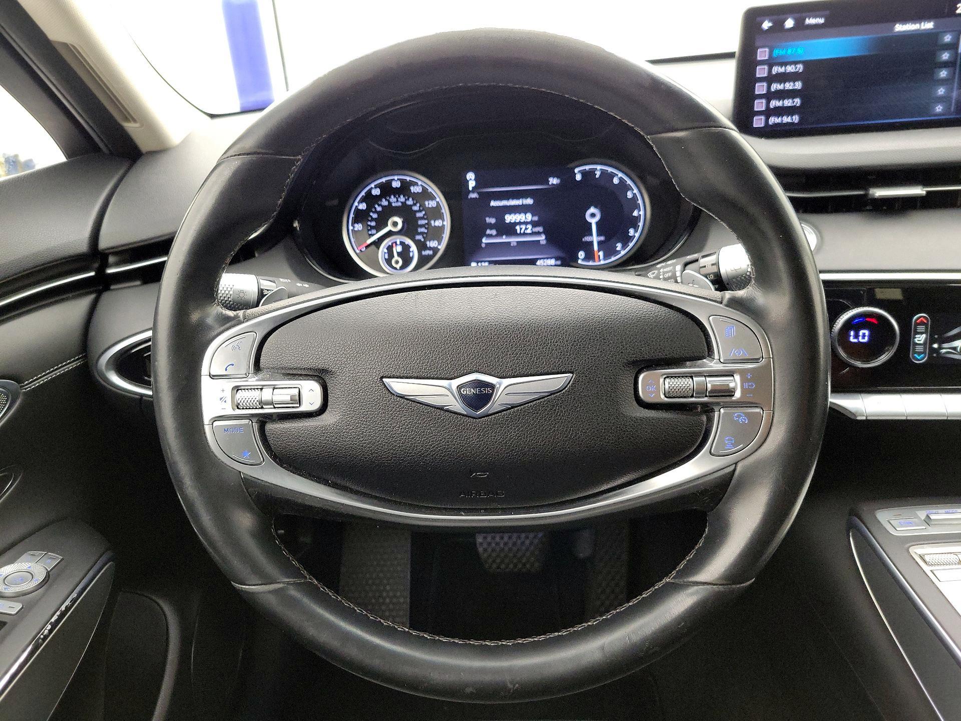 Thumbnail: 2022 Genesis GV70 - 10
