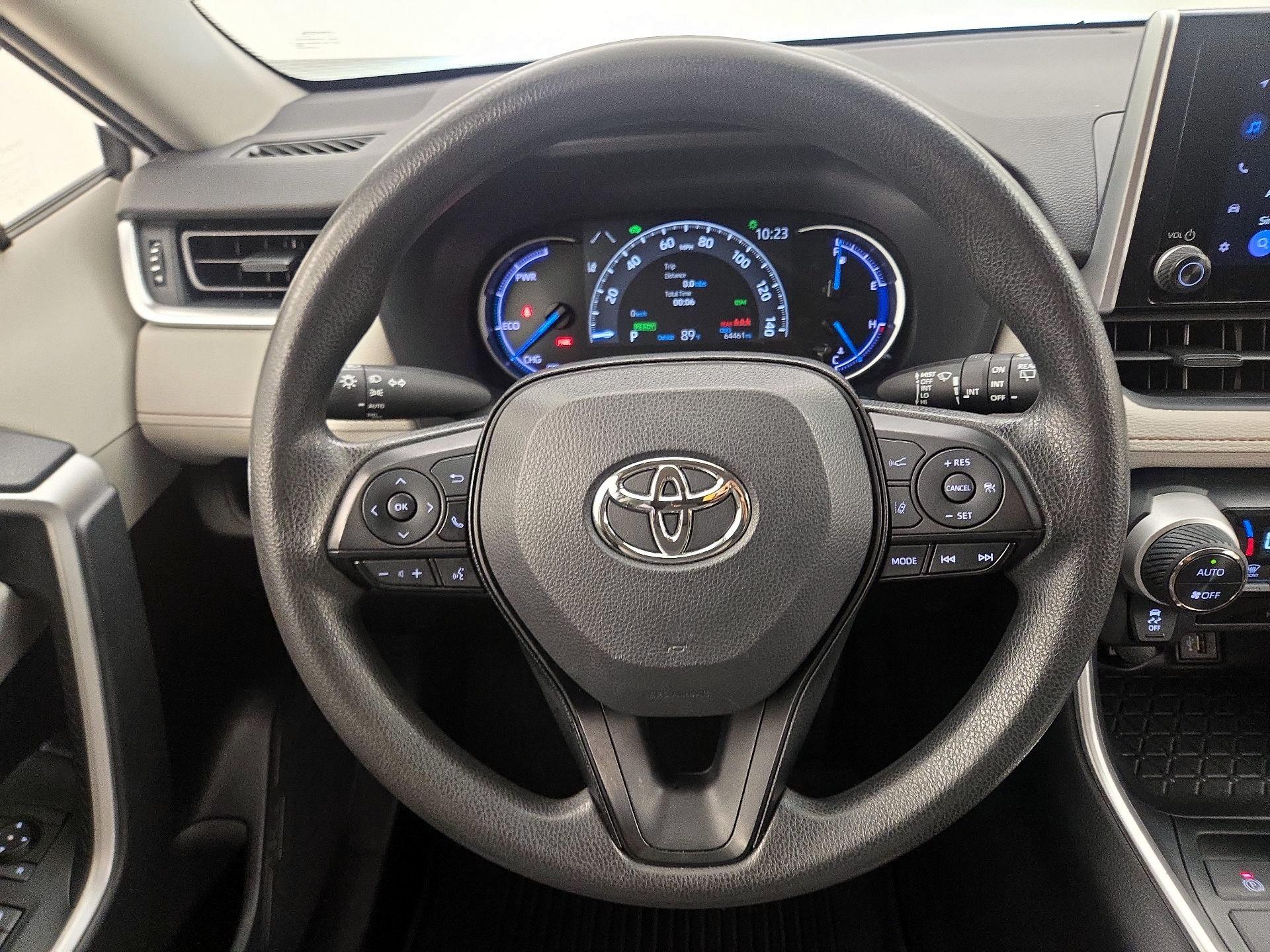 Thumbnail: 2023 Toyota RAV4 - 10