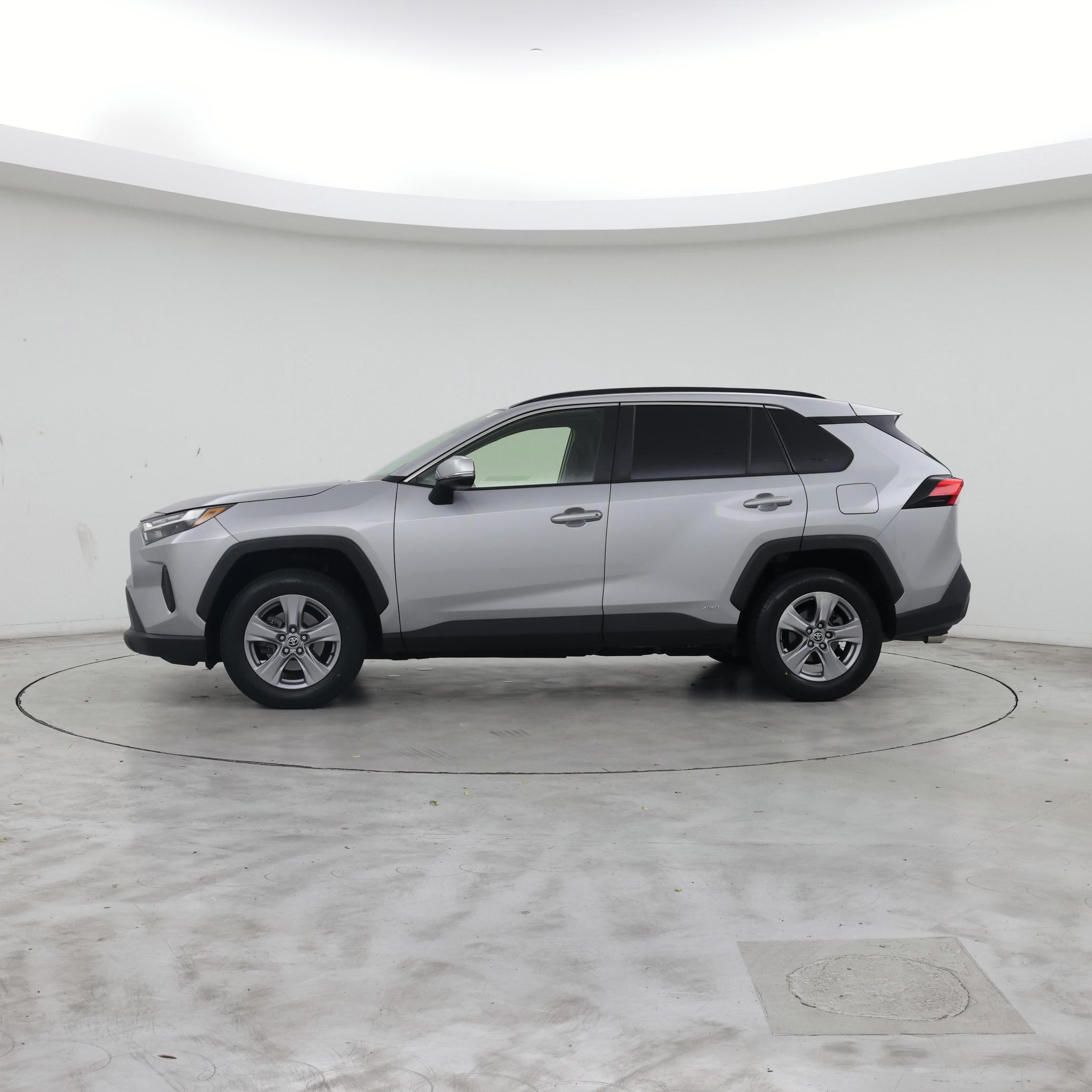 Thumbnail: 2023 Toyota RAV4 - 3