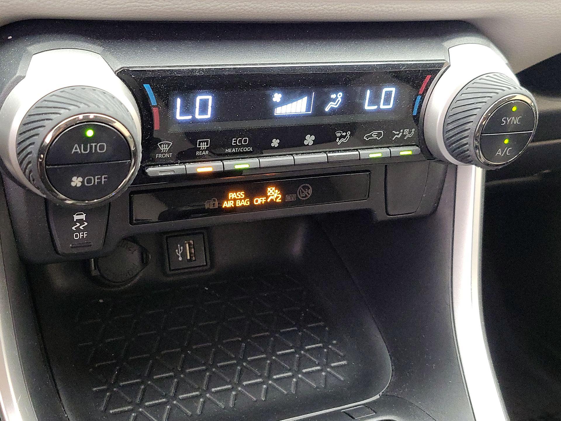 Thumbnail: 2023 Toyota RAV4 - 16