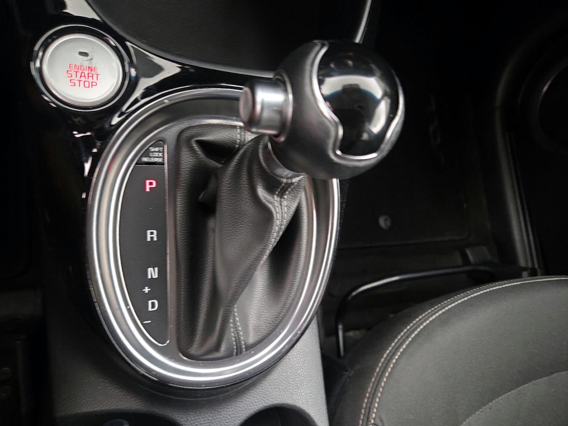 Thumbnail: 2017 Kia Soul - 18
