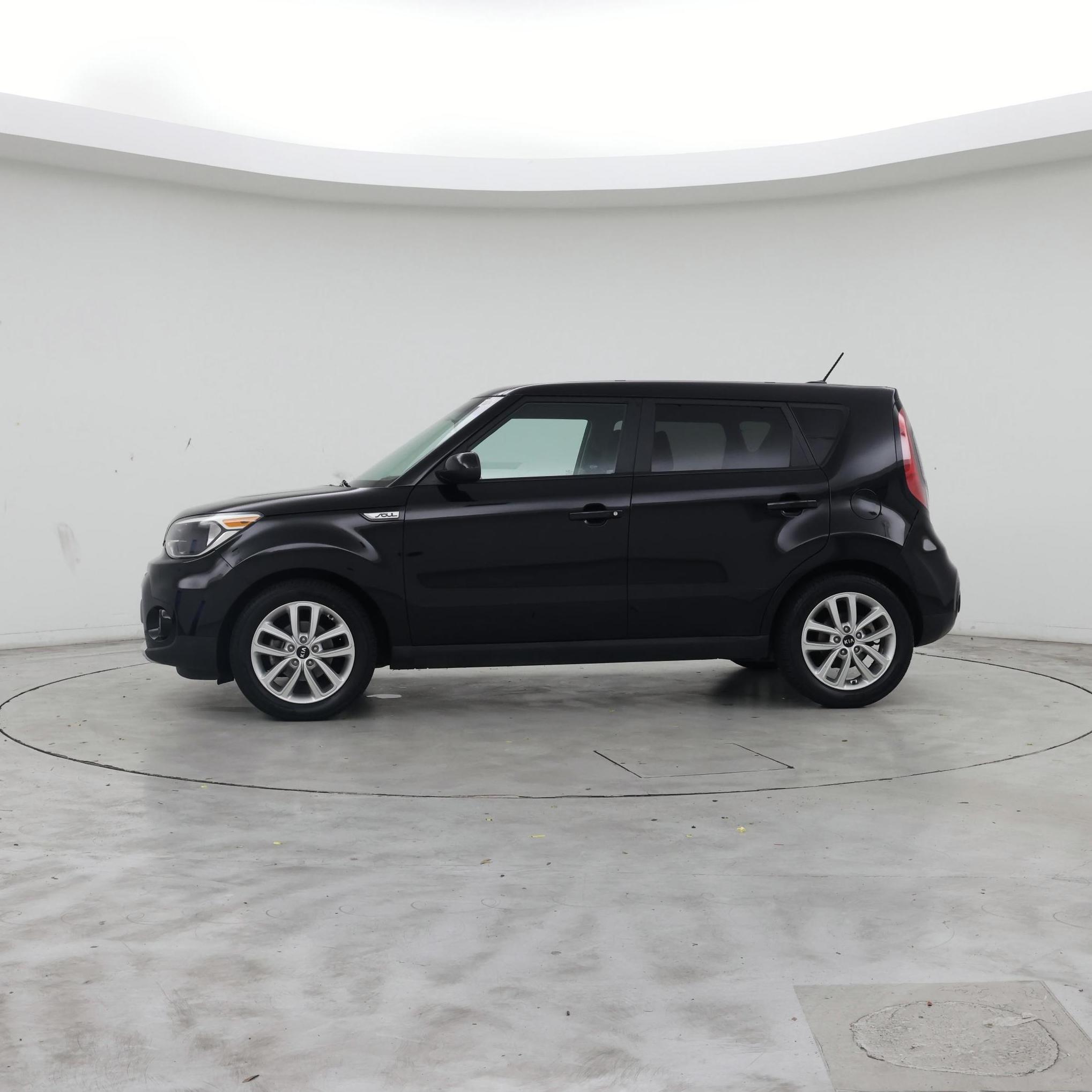 Thumbnail: 2017 Kia Soul - 3