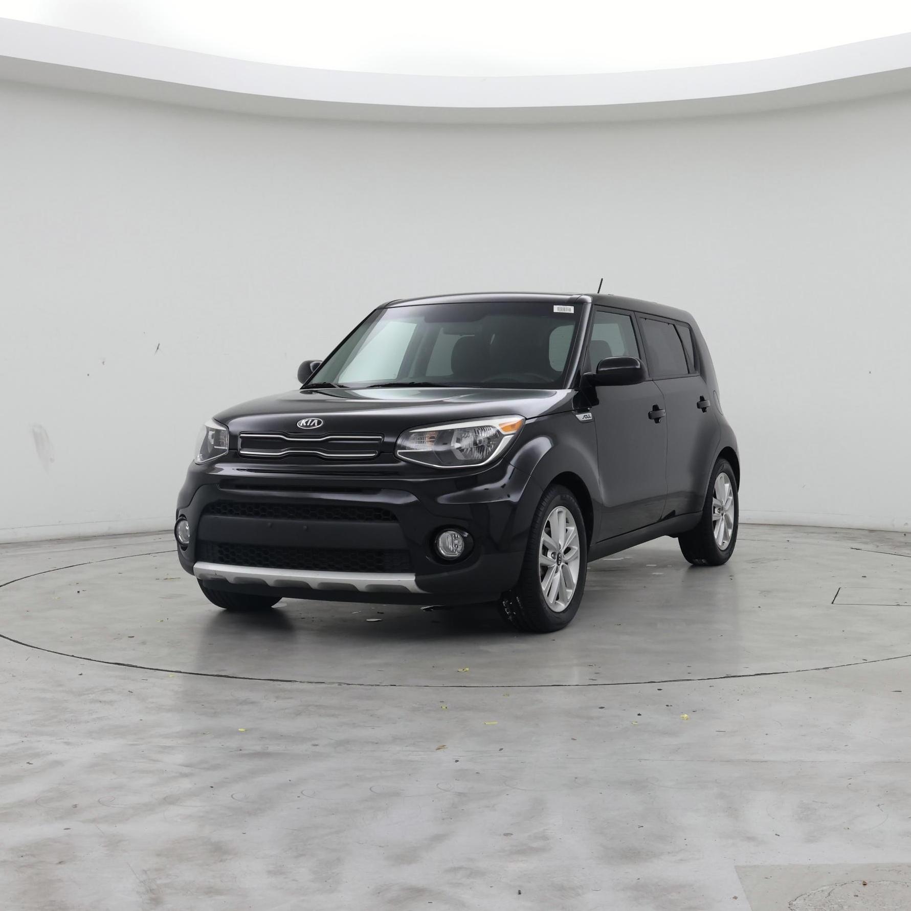 Thumbnail: 2017 Kia Soul - 4