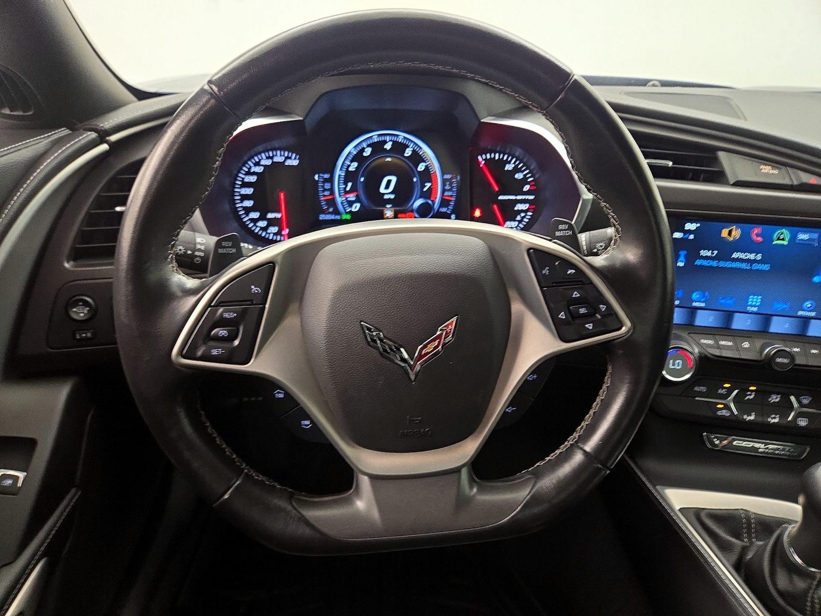 2019 Chevrolet Corvette 1LT - Photo 11