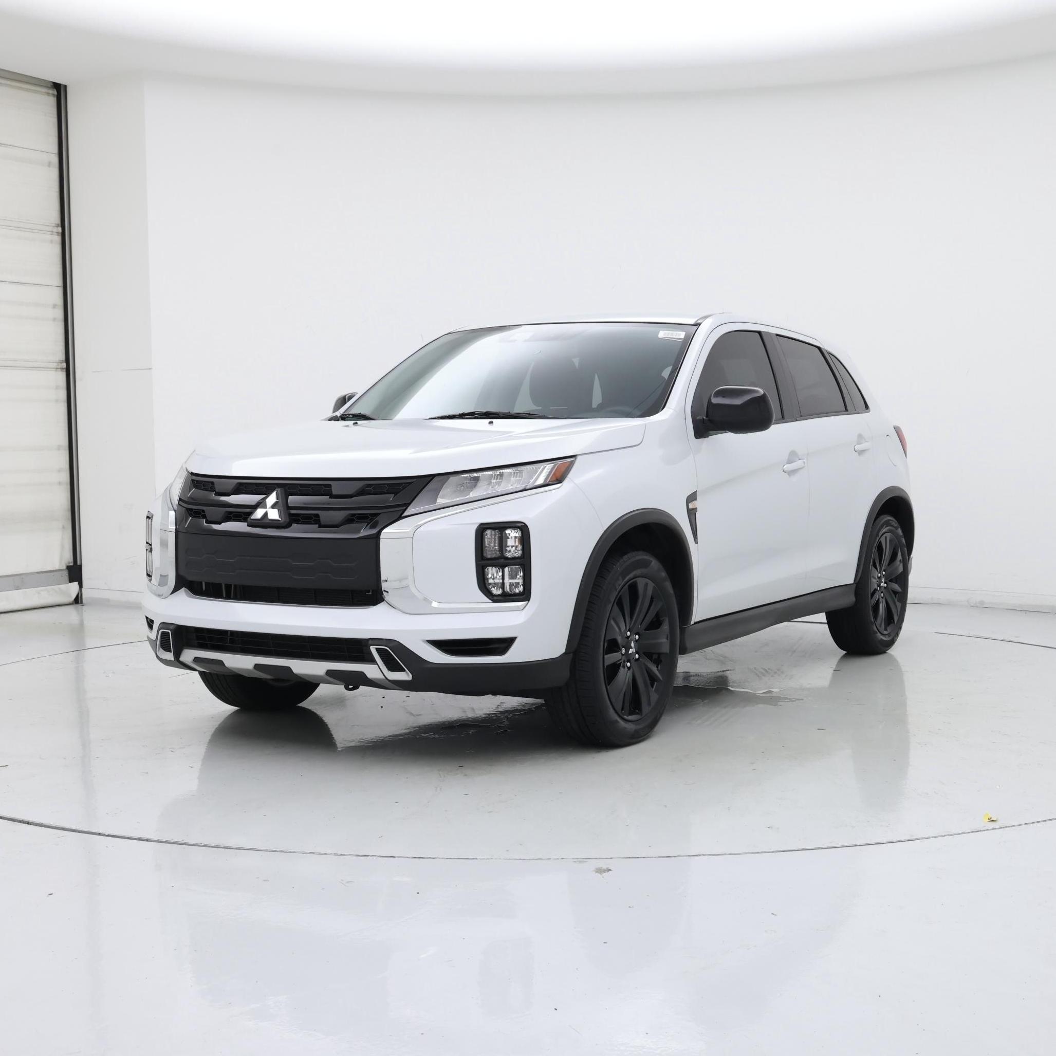 Thumbnail: 2022 Mitsubishi Outlander Sport - 4