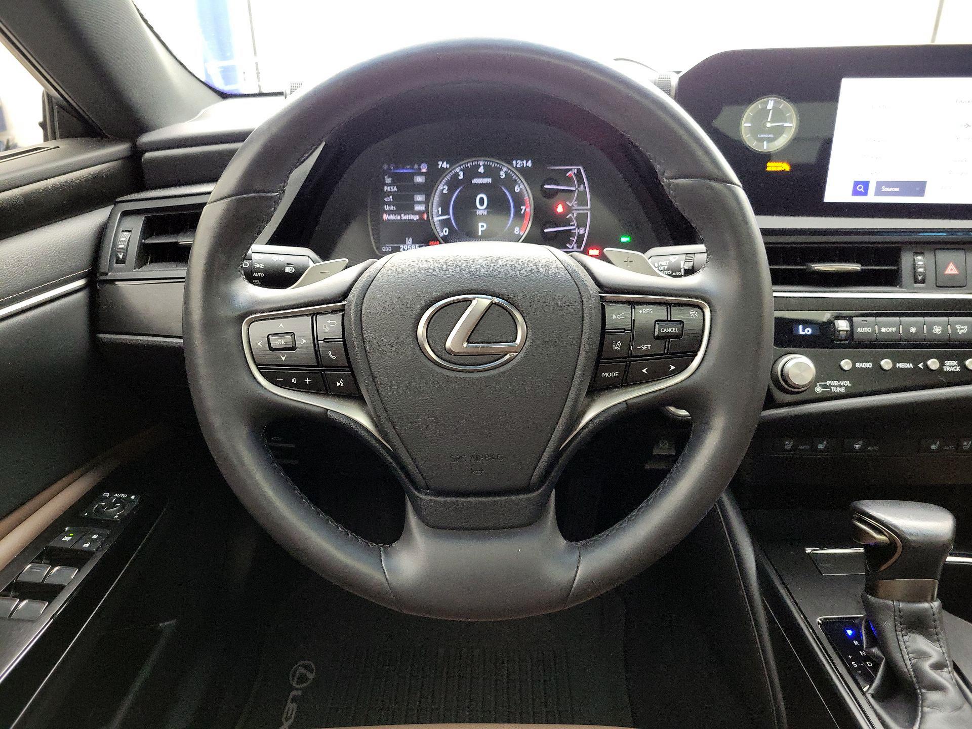 Thumbnail: 2023 Lexus ES - 10