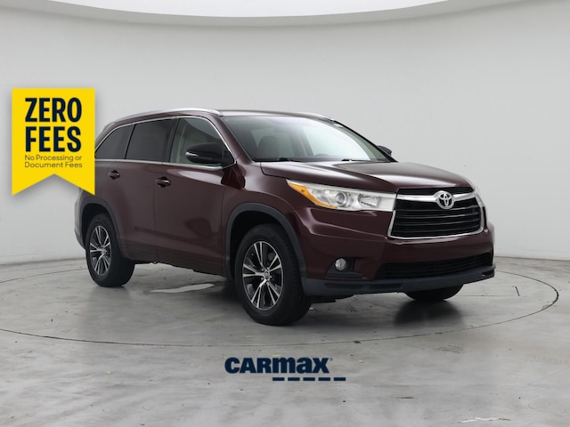 Red 2016 Toyota Highlander XLE SUV / Crossover Front-Wheel Drive Automatic
