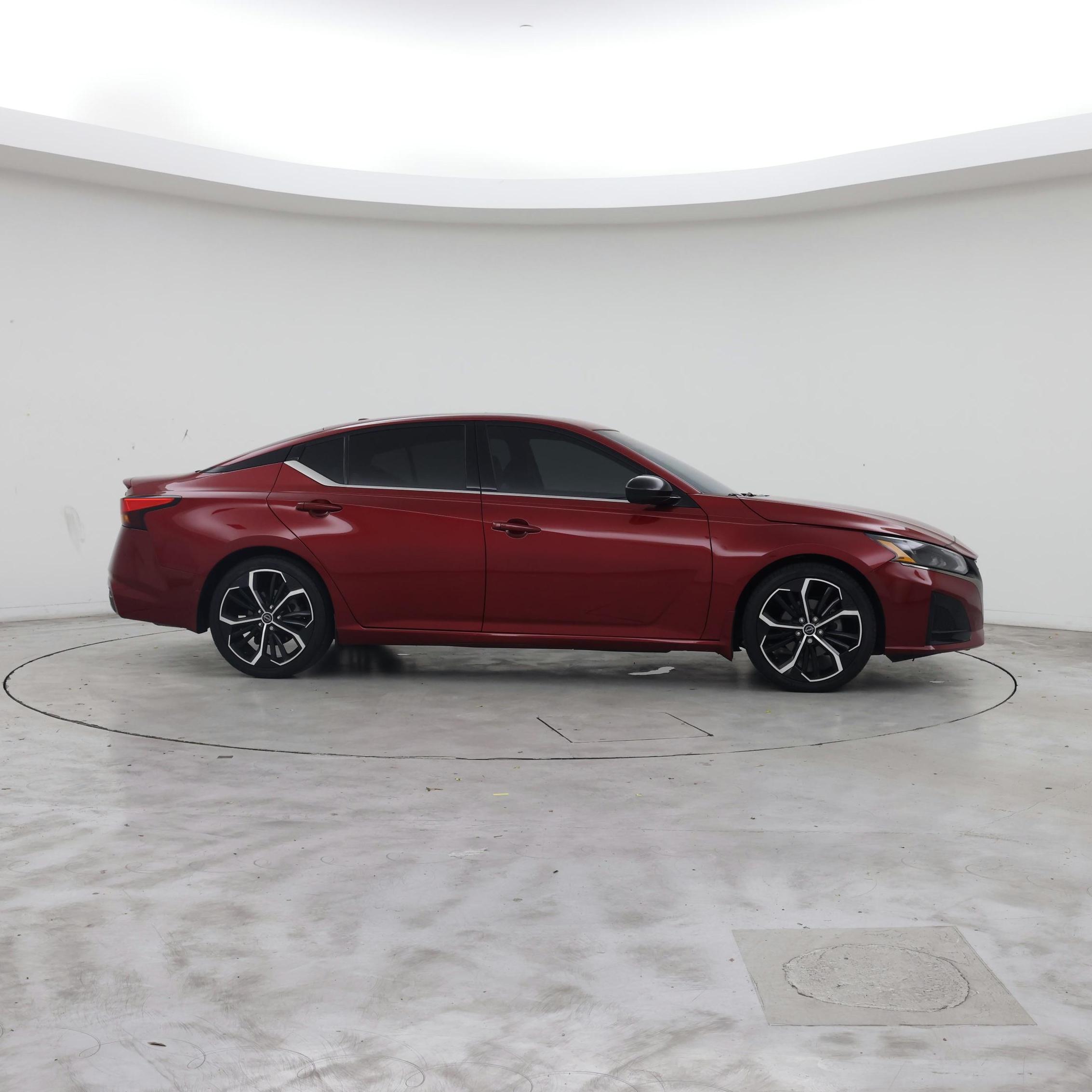 Thumbnail: 2023 Nissan Altima - 7