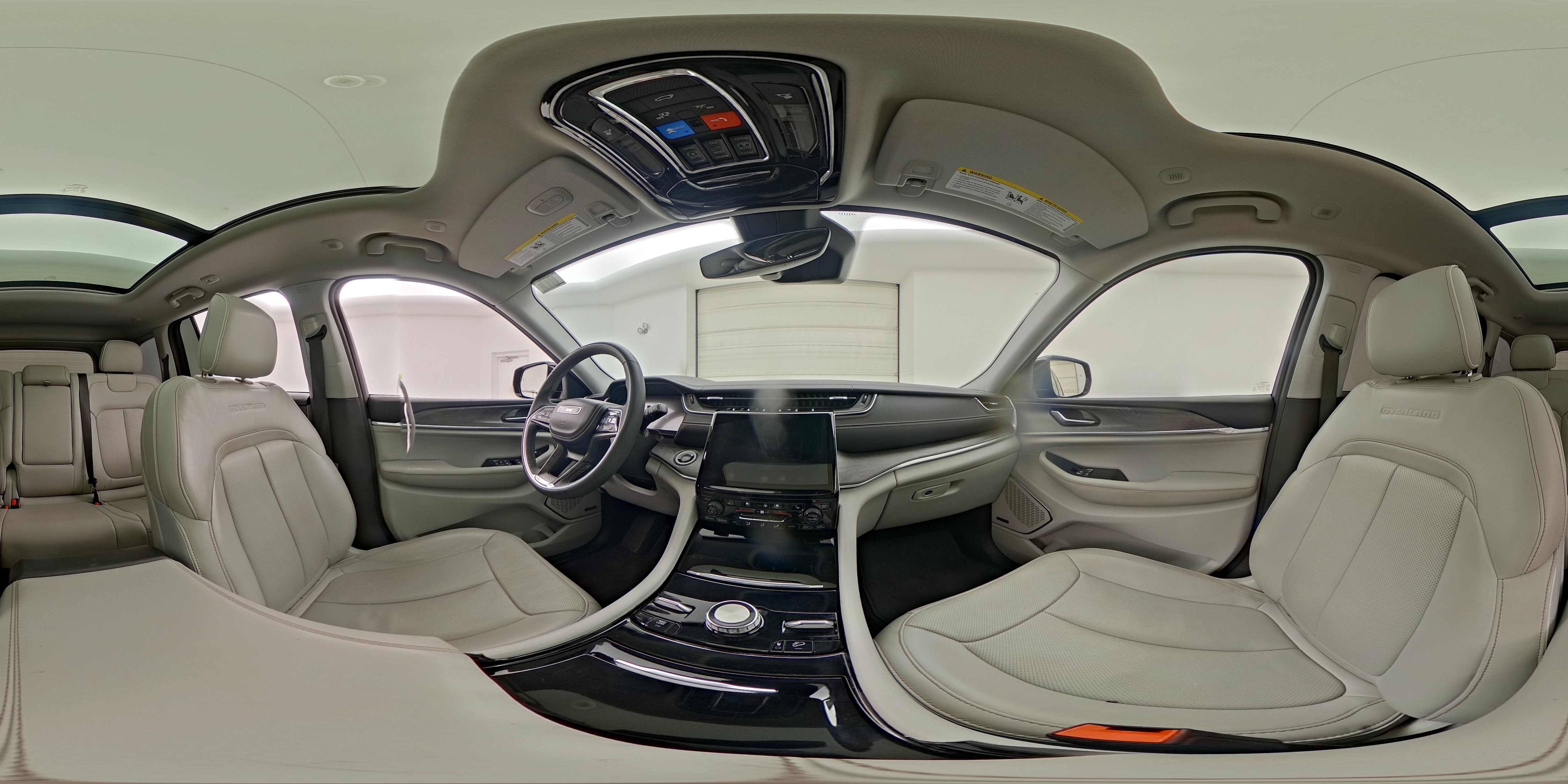 2023 Jeep Grand Cherokee Overland - Photo 26