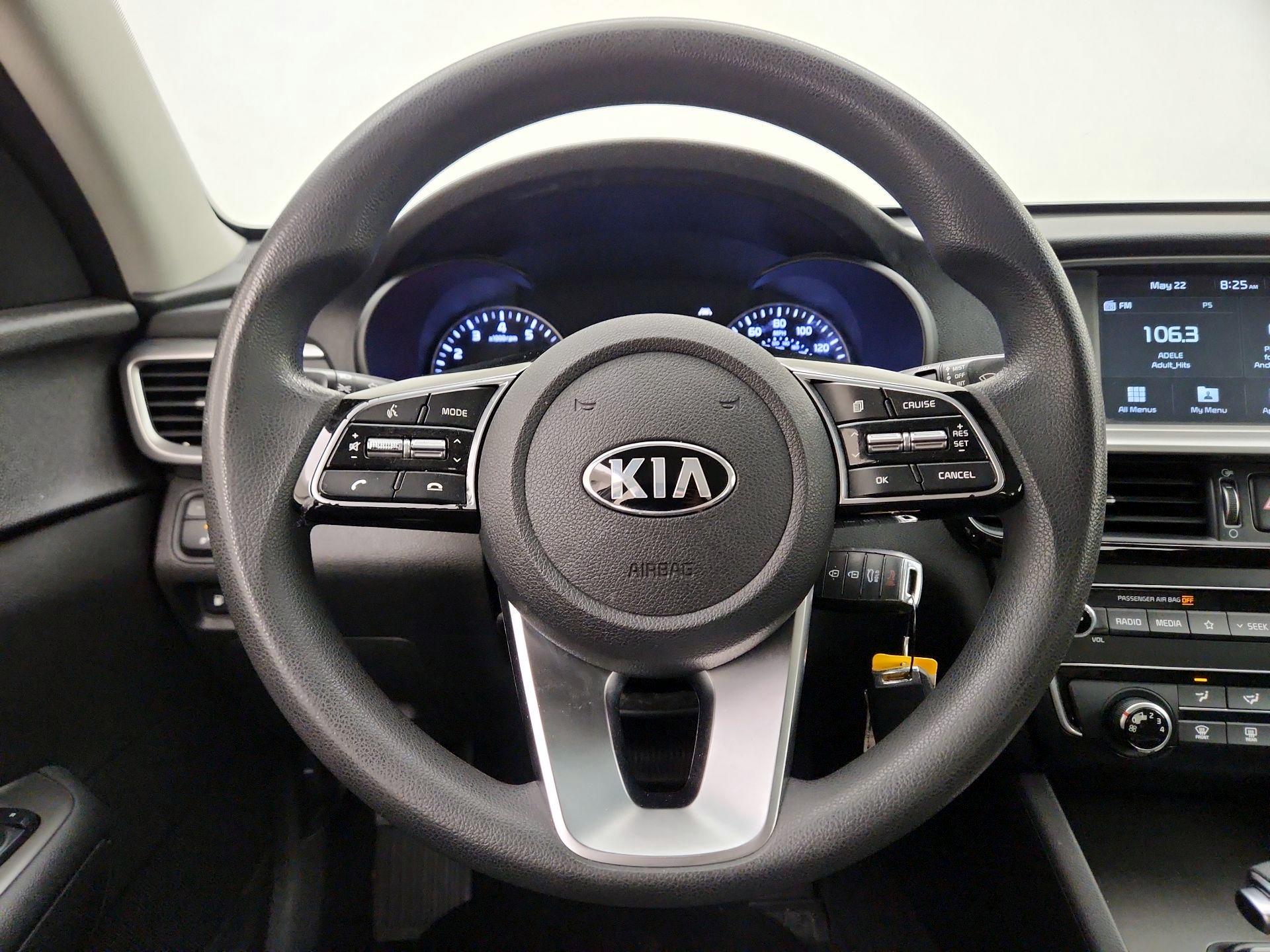 Thumbnail: 2020 Kia Optima - 10