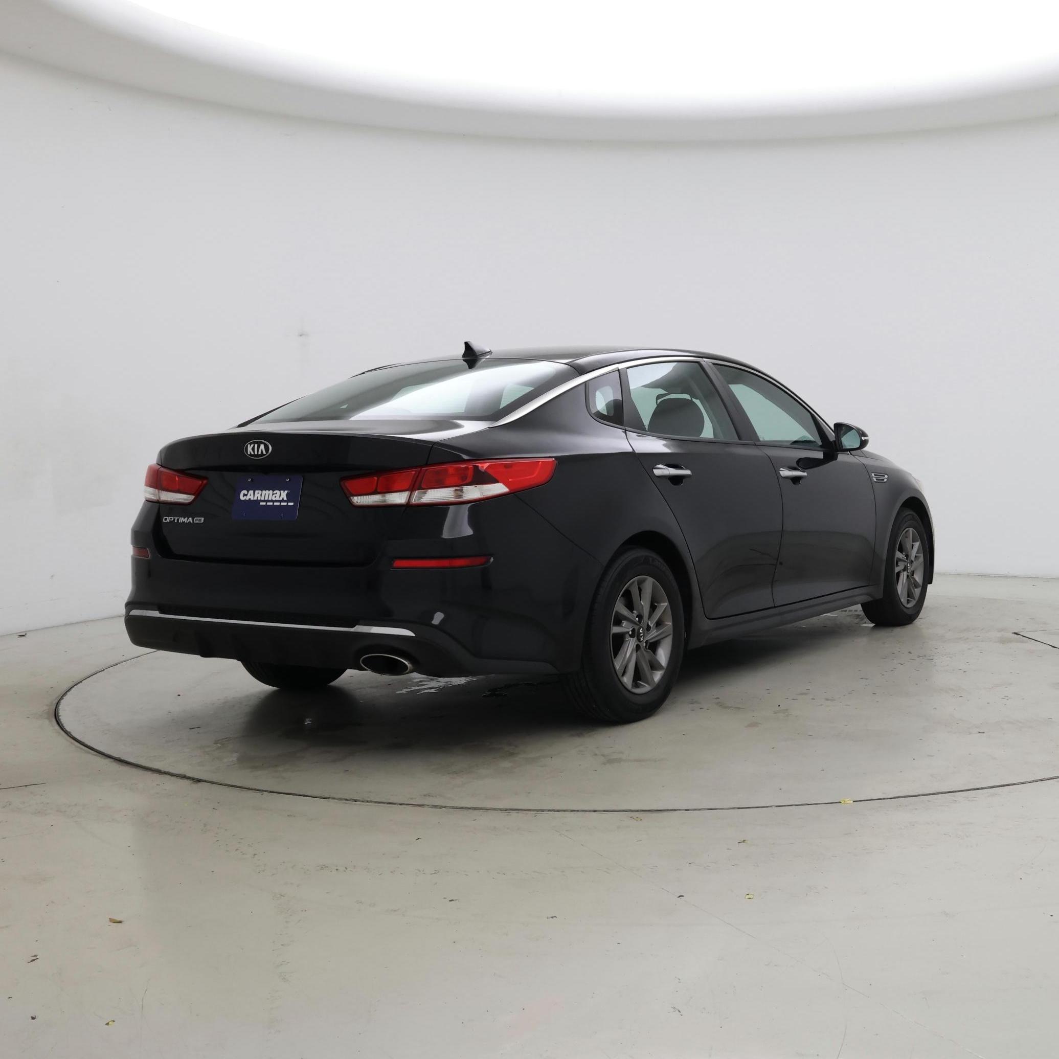 Thumbnail: 2020 Kia Optima - 8