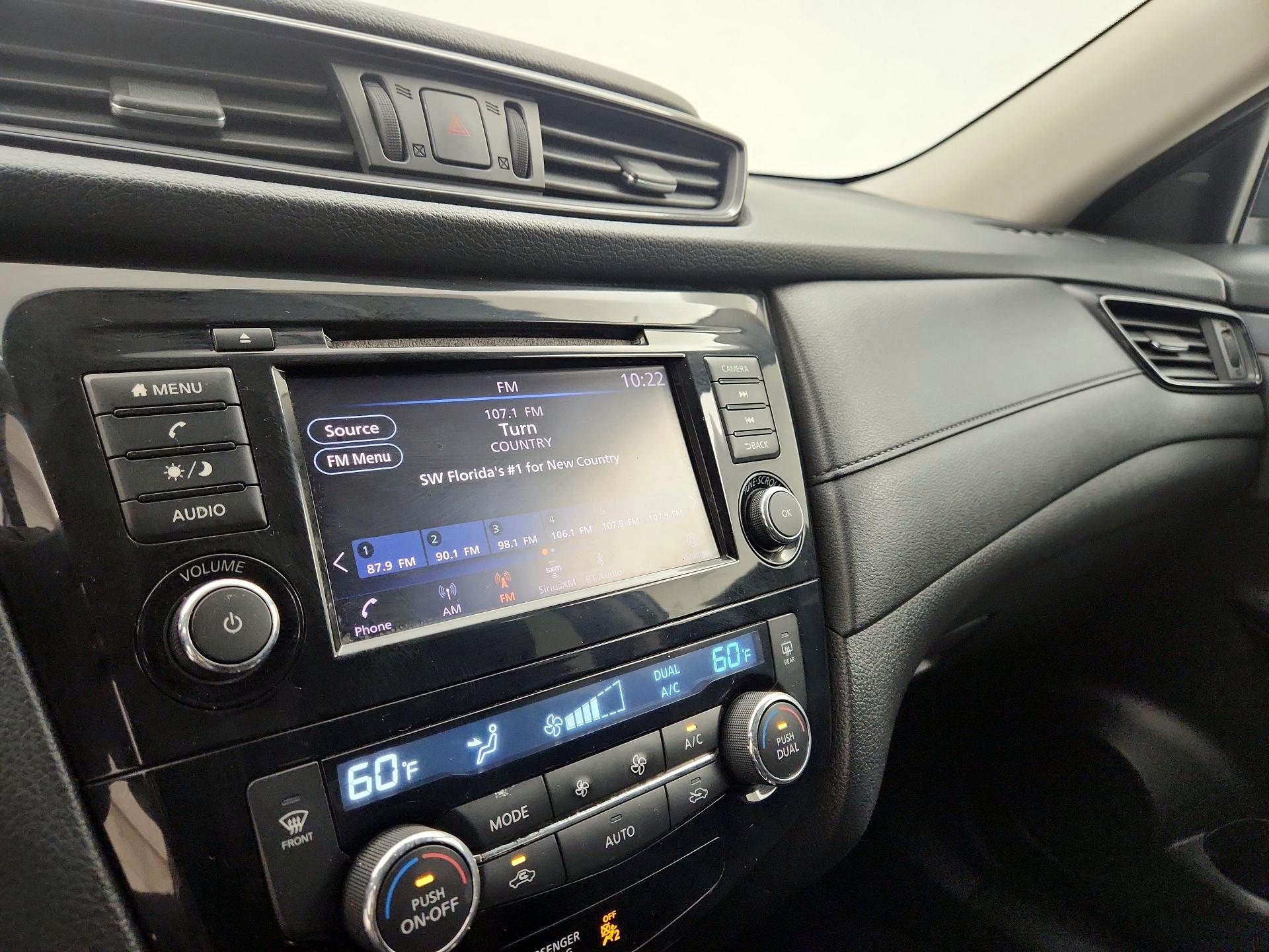 Thumbnail: 2018 Nissan Rogue - 15