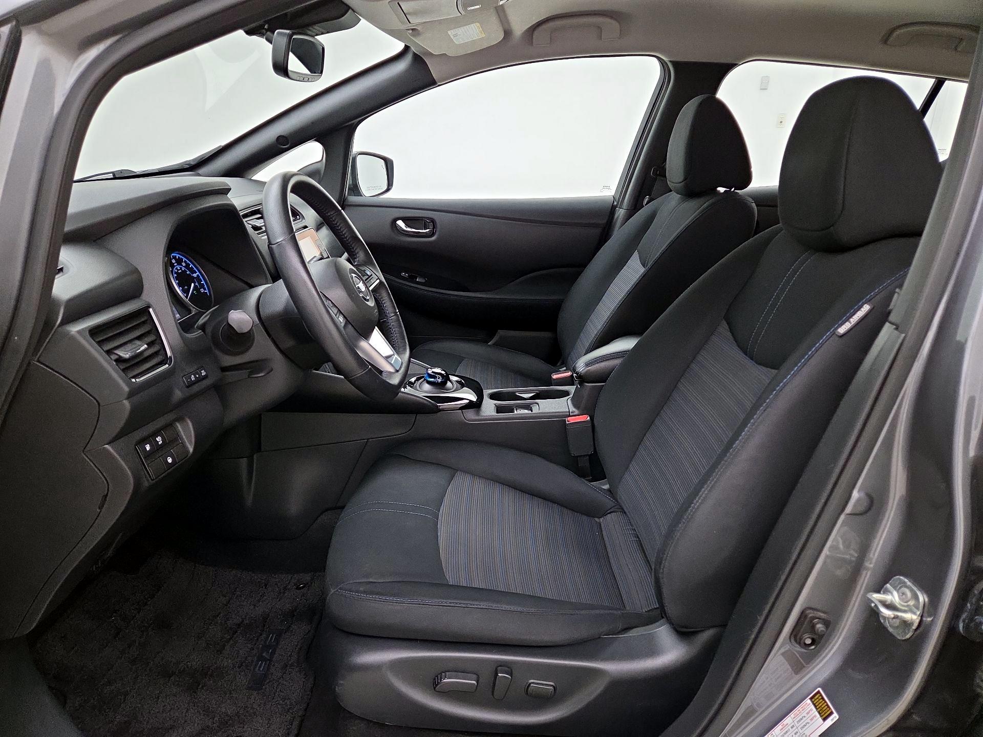 Thumbnail: 2020 Nissan Leaf - 11