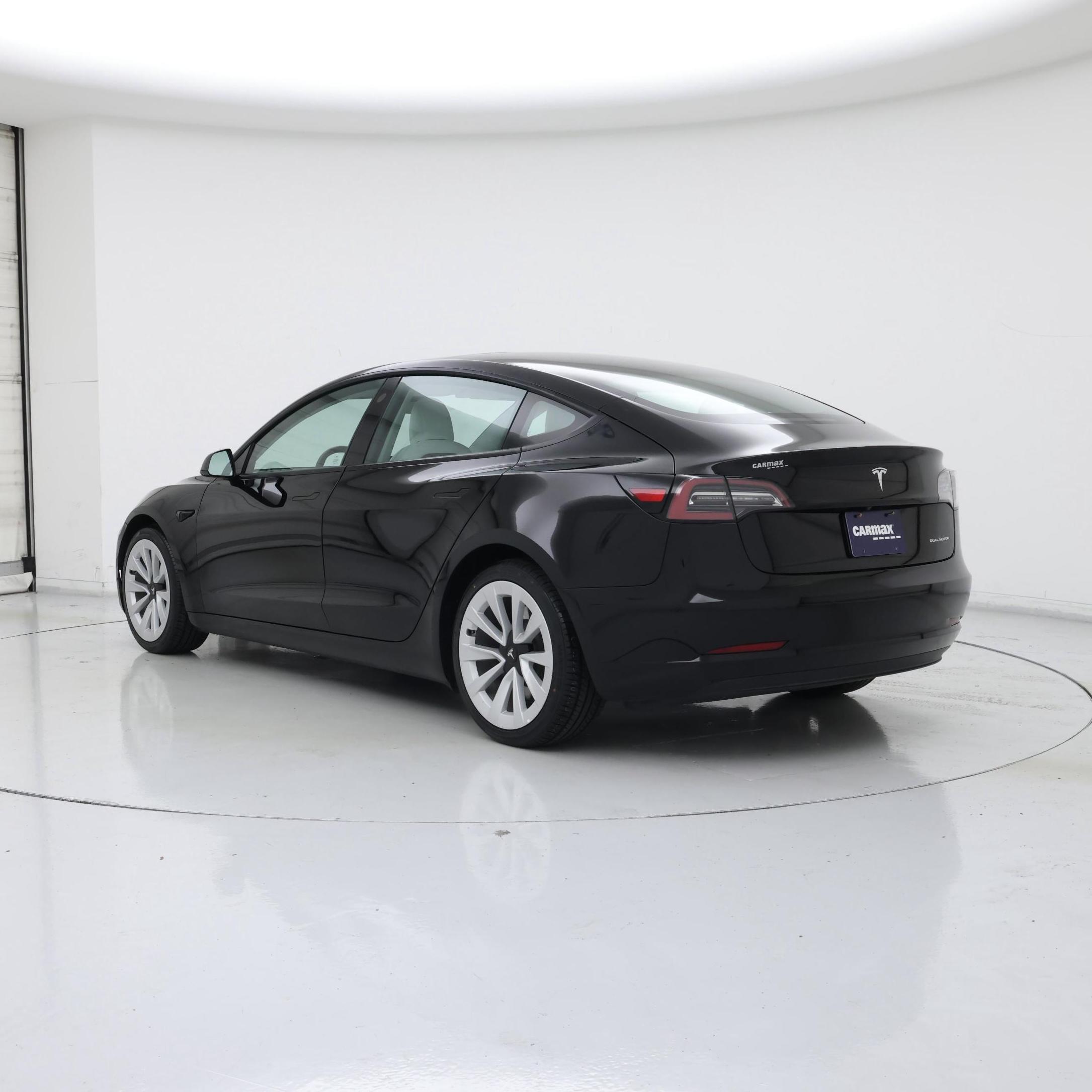 Thumbnail: 2021 Tesla Model 3 - 2