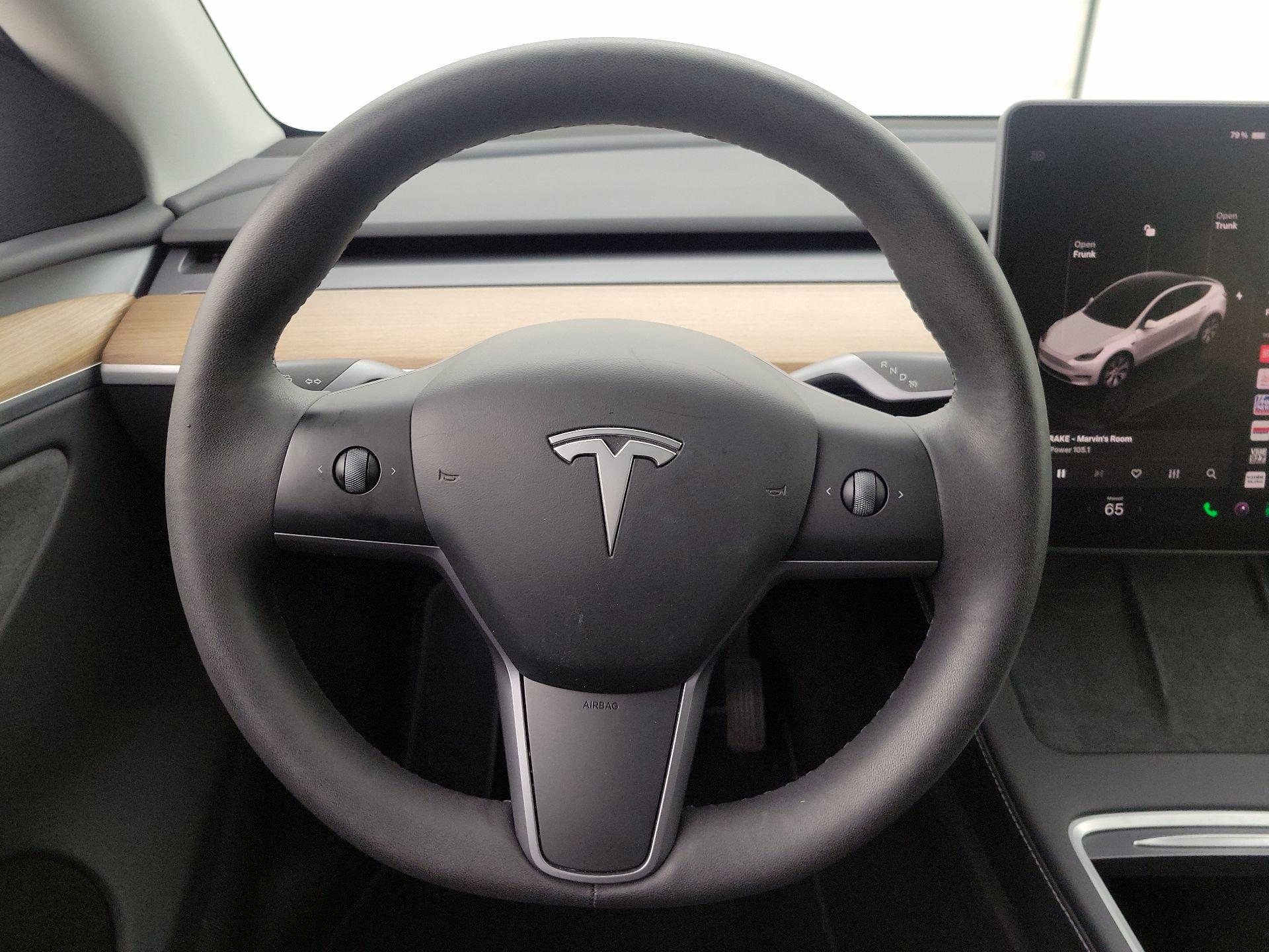 Thumbnail: 2023 Tesla Model Y - 10