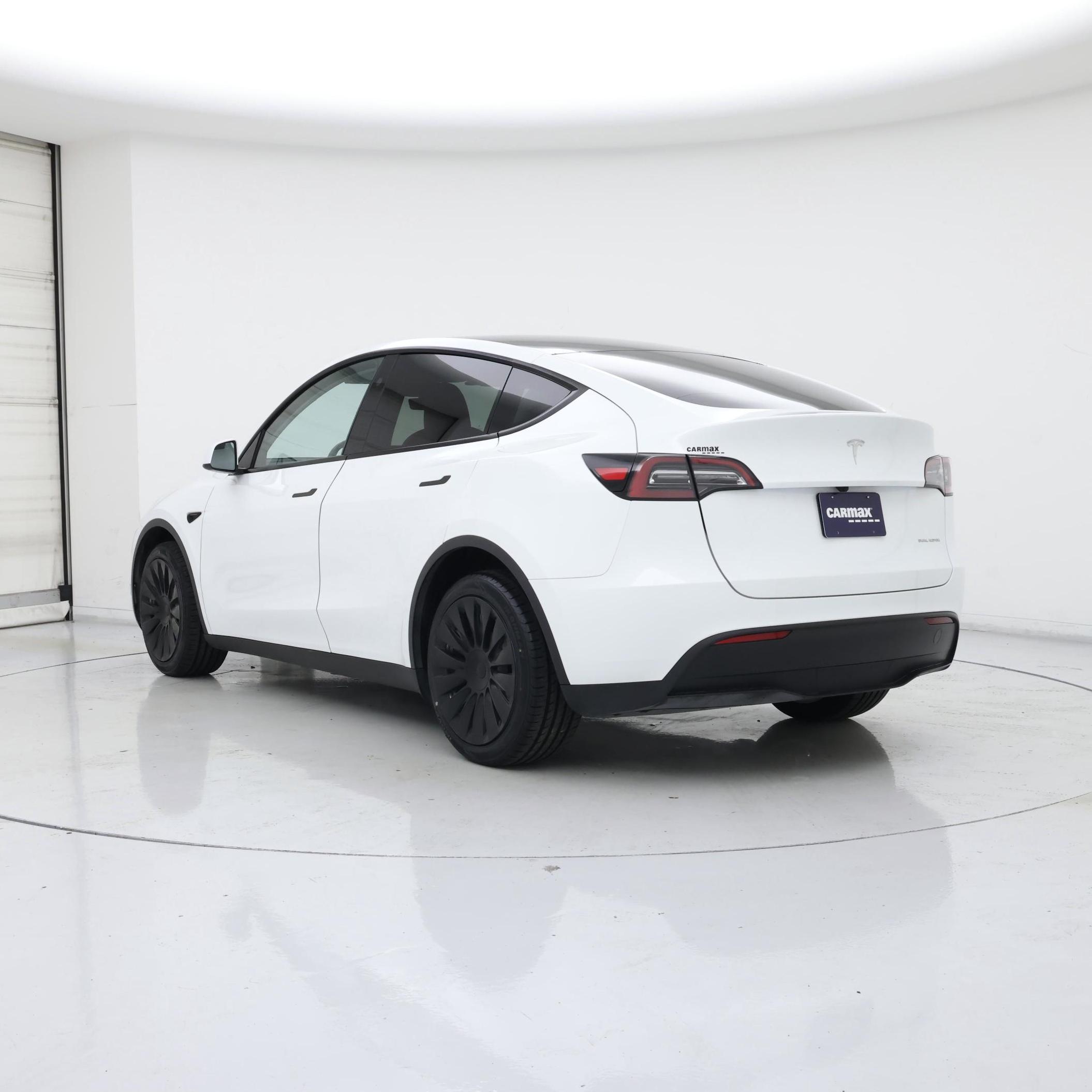 Thumbnail: 2023 Tesla Model Y - 2